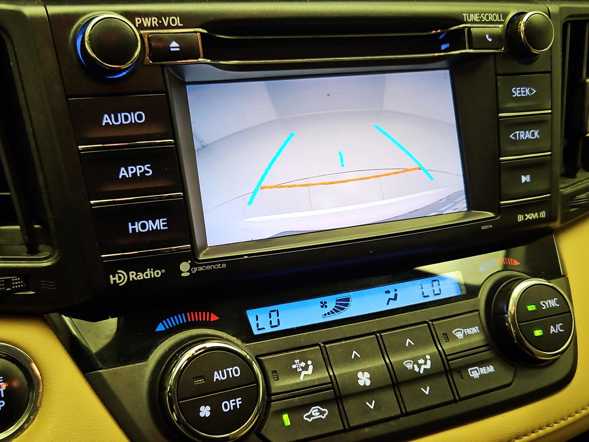 Thumbnail: 2018 Toyota RAV4 - 14