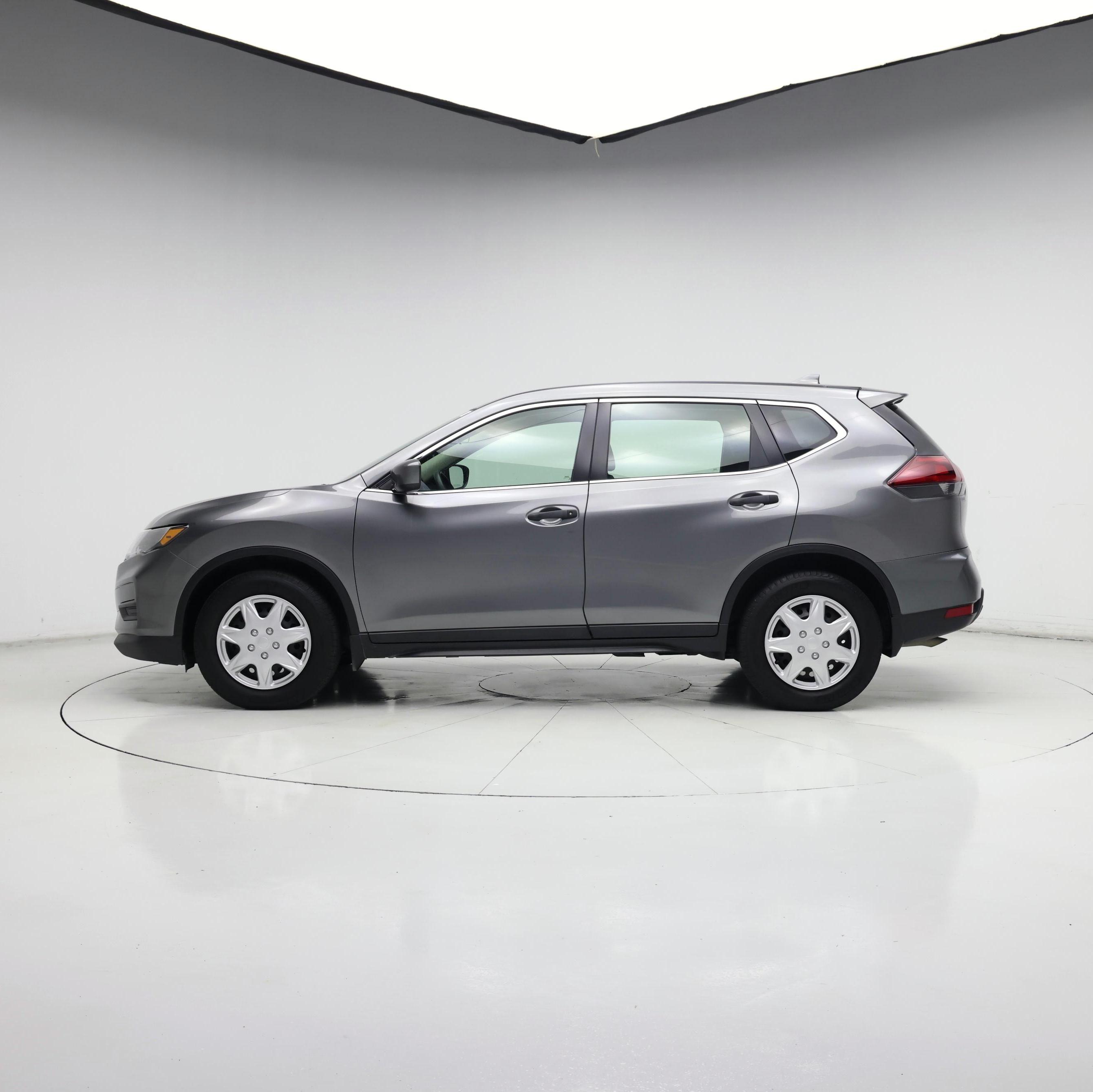 Thumbnail: 2018 Nissan Rogue - 3