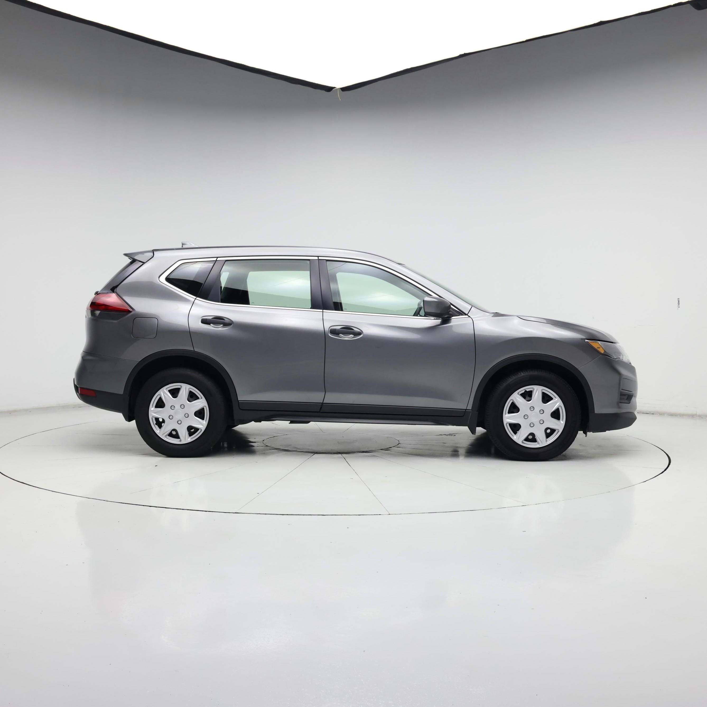 Thumbnail: 2018 Nissan Rogue - 7