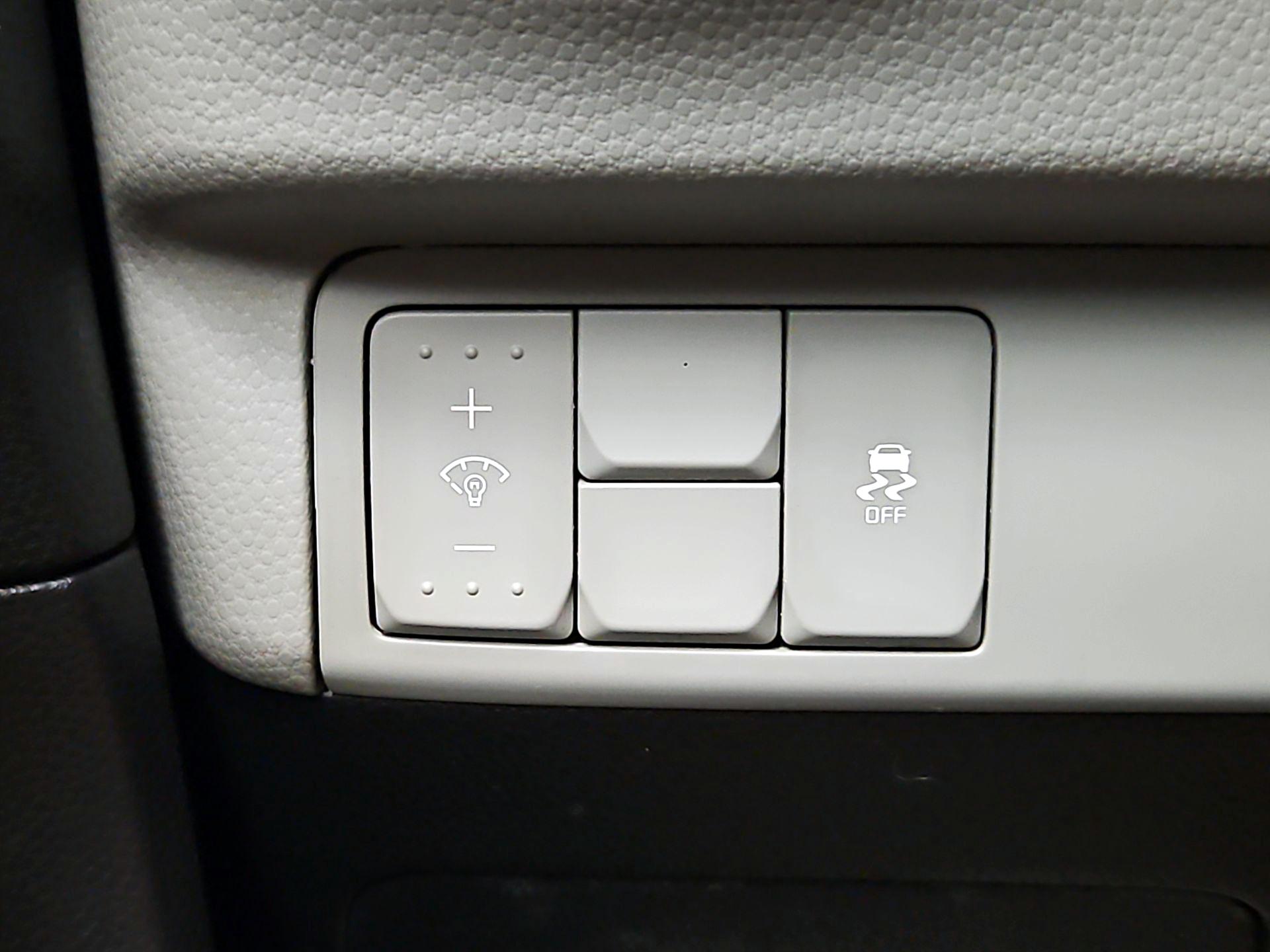 Thumbnail: 2014 Kia Soul - 13