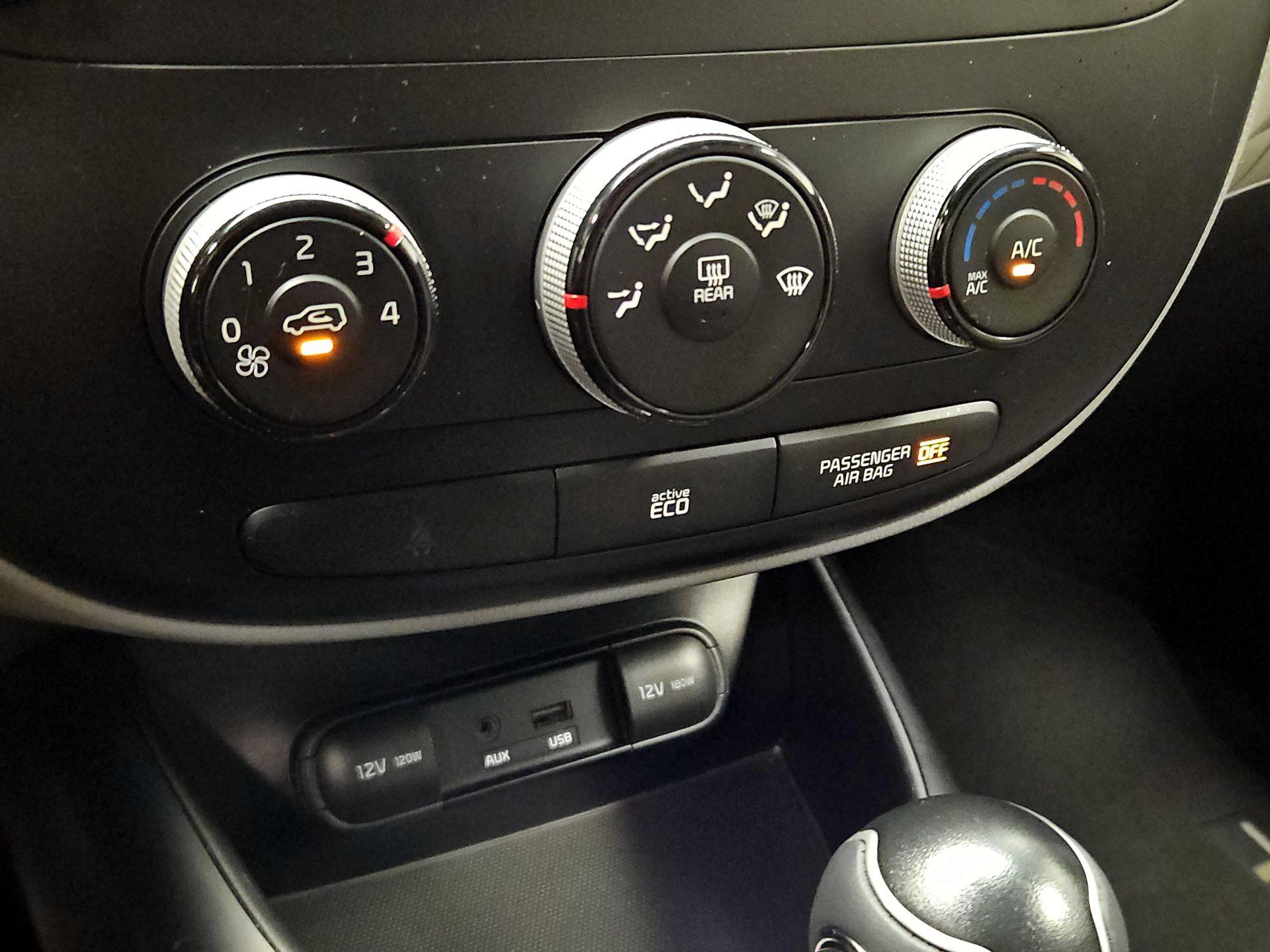 Thumbnail: 2014 Kia Soul - 15