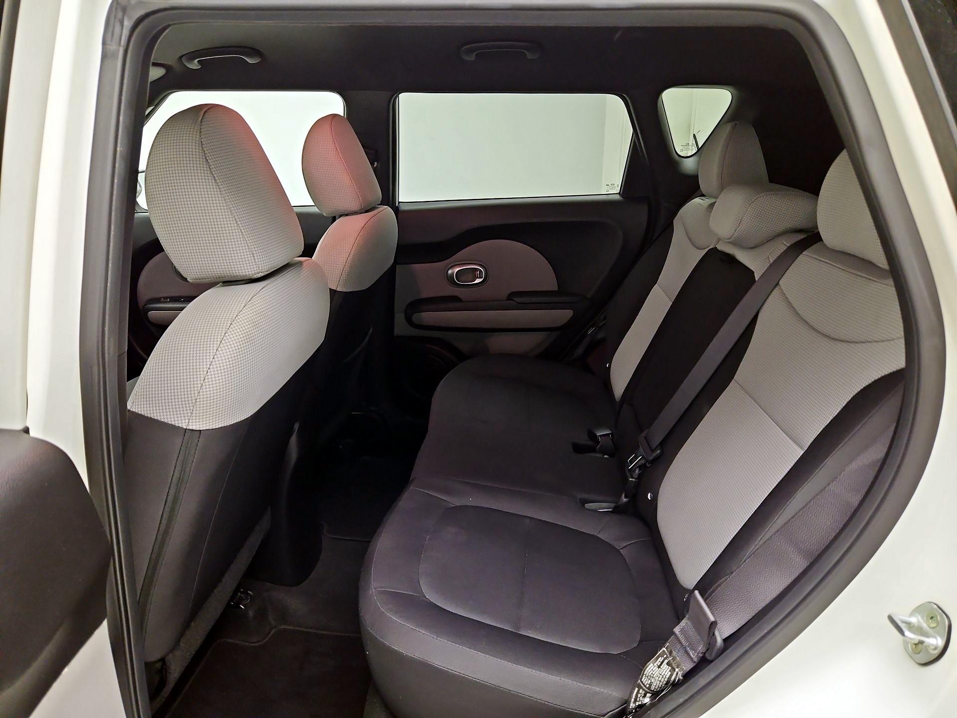 Thumbnail: 2014 Kia Soul - 18