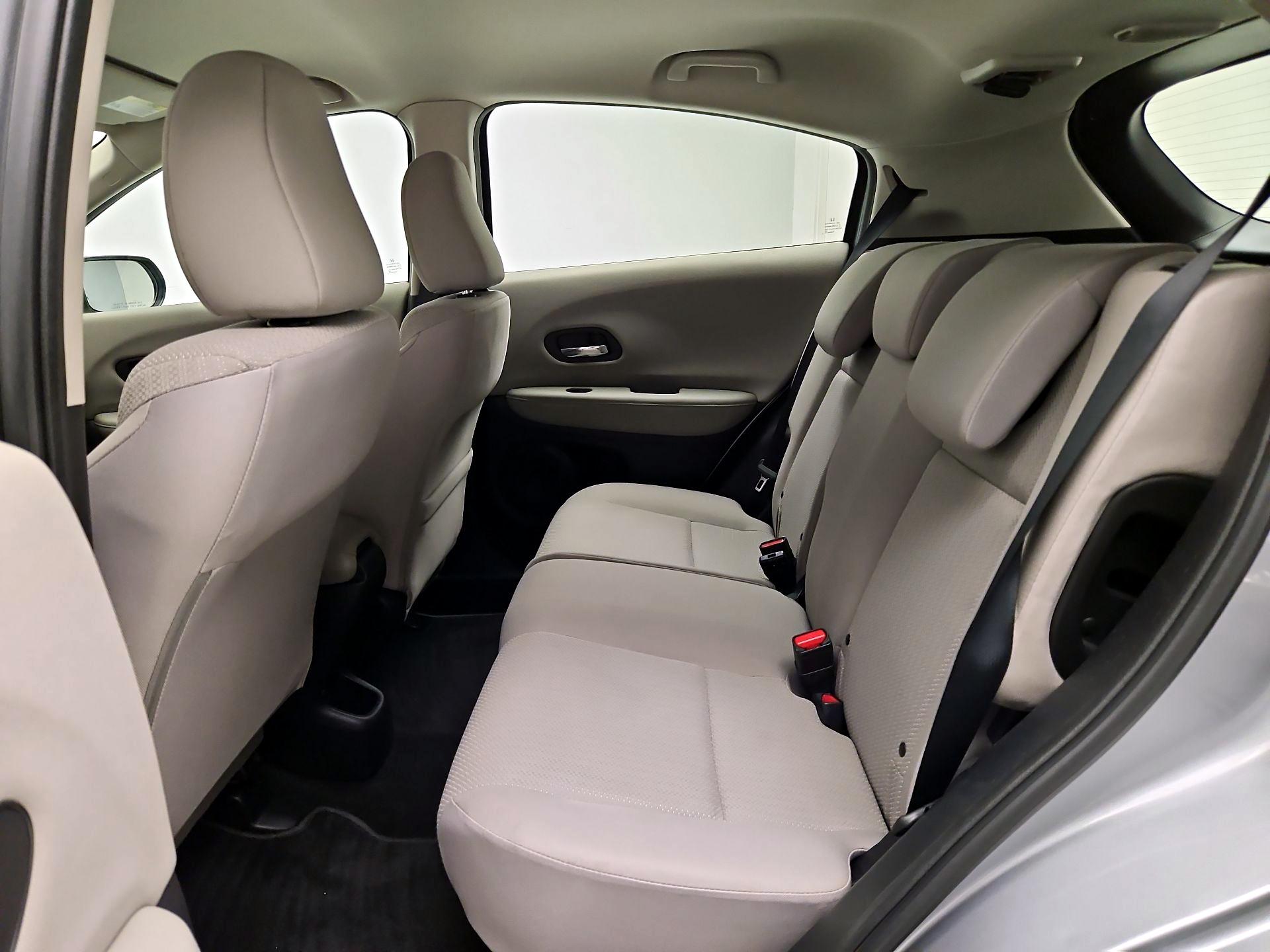 Thumbnail: 2018 Honda HR-V - 17