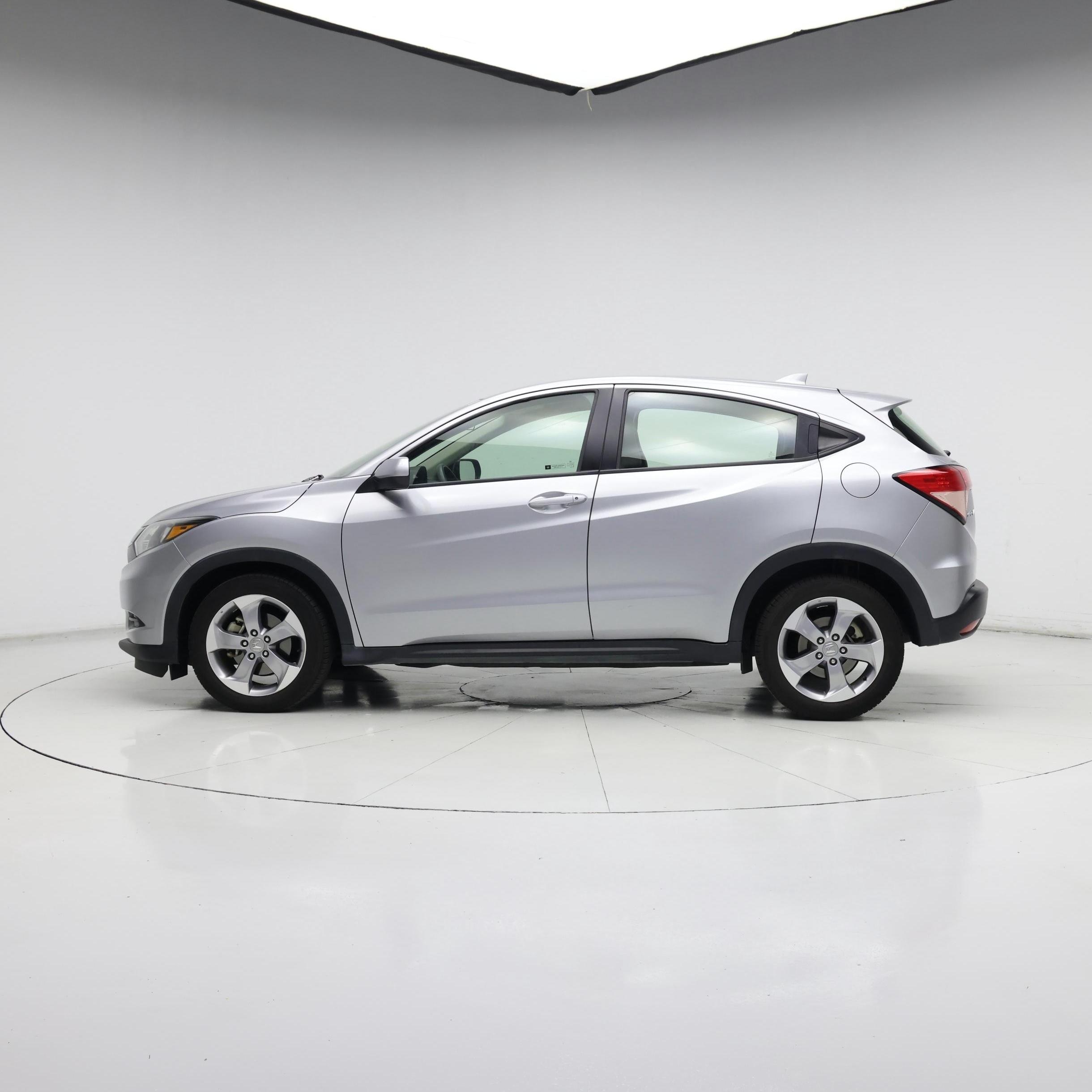 Thumbnail: 2018 Honda HR-V - 3