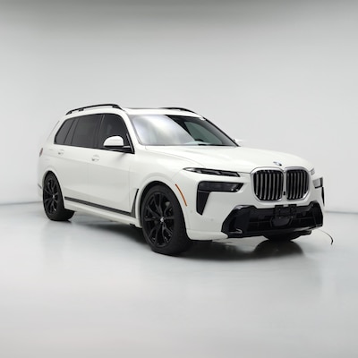 White 2024 BMW X7 xDrive40i