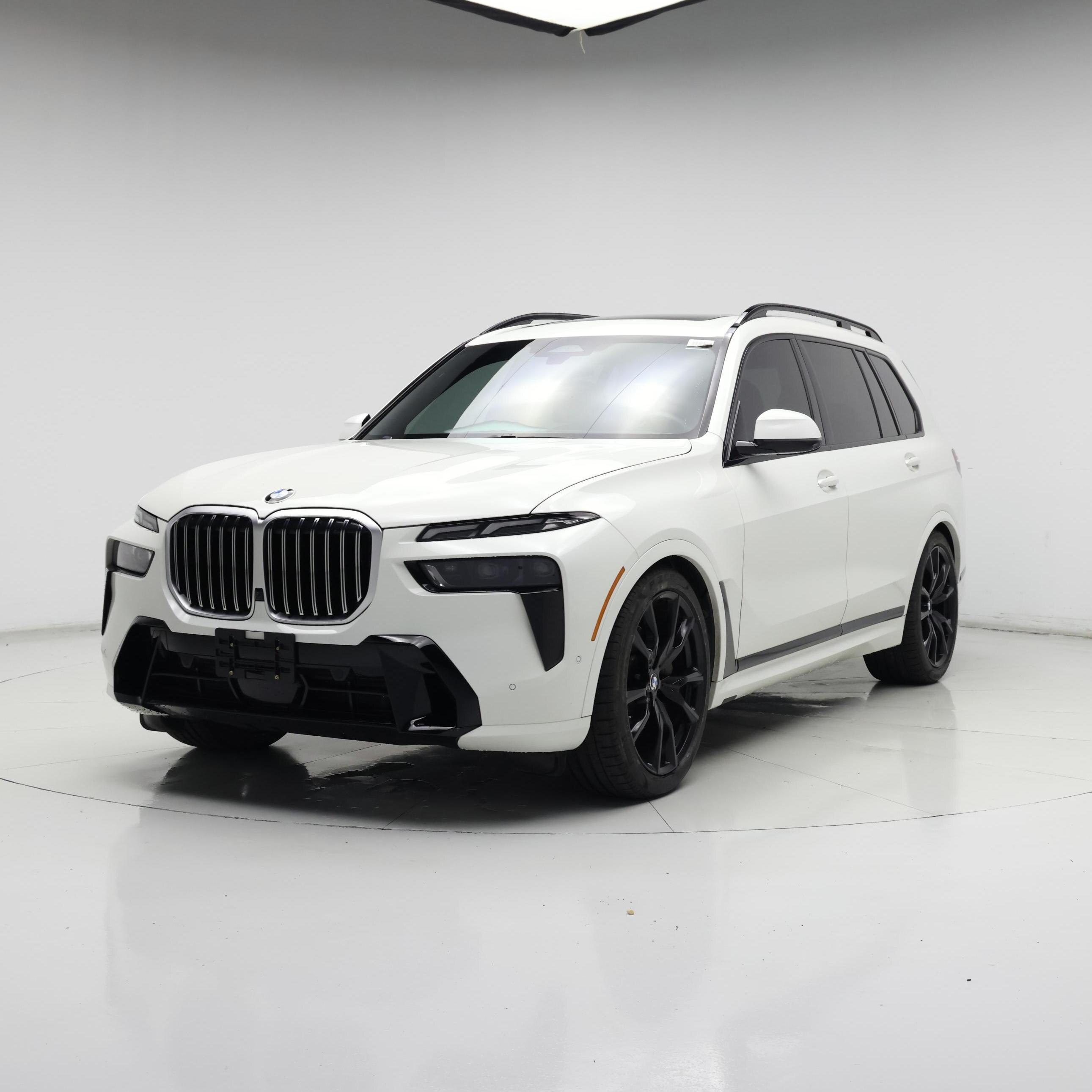 Thumbnail: 2024 BMW X7 - 4