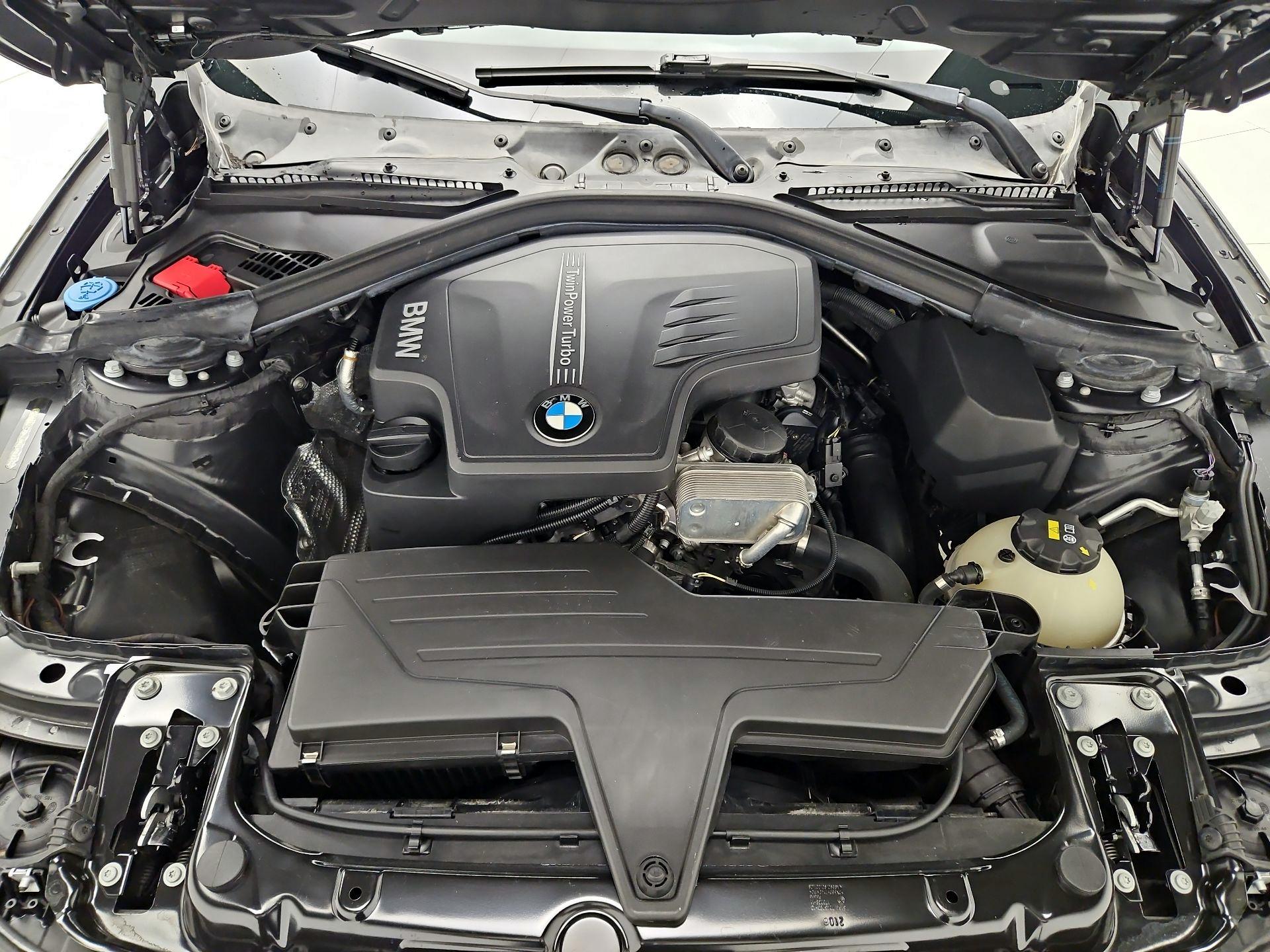 Thumbnail: 2017 BMW 3 Series - 20