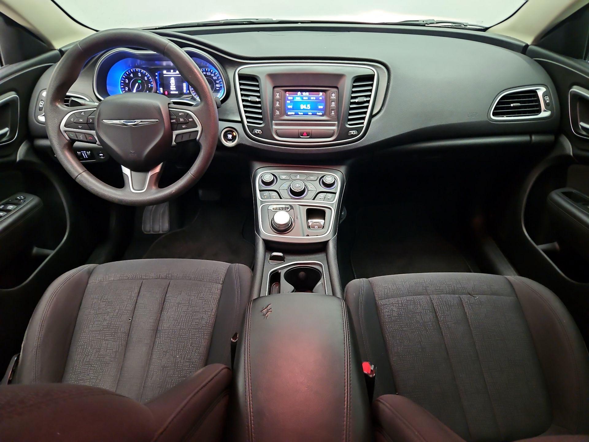 Thumbnail: 2015 Chrysler 200 - 9