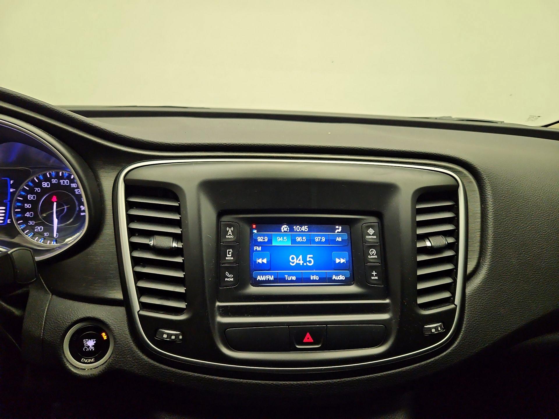 Thumbnail: 2015 Chrysler 200 - 14