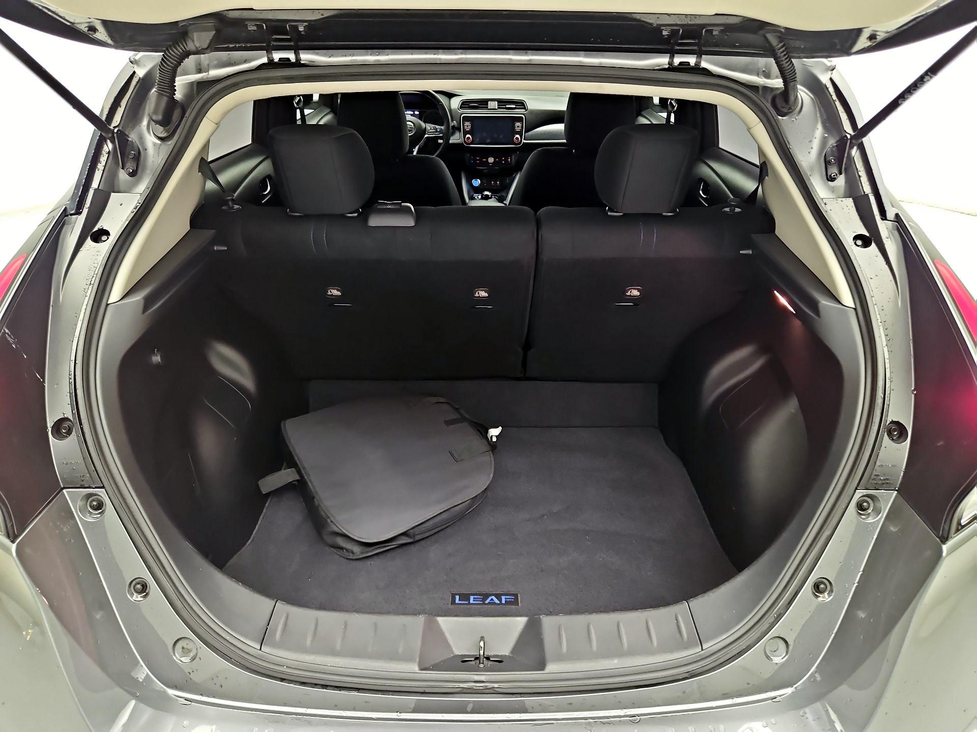 Thumbnail: 2019 Nissan Leaf - 19