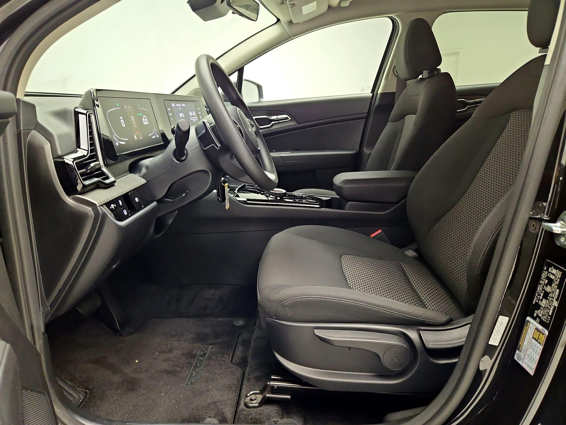 Thumbnail: 2023 Kia Sportage - 11