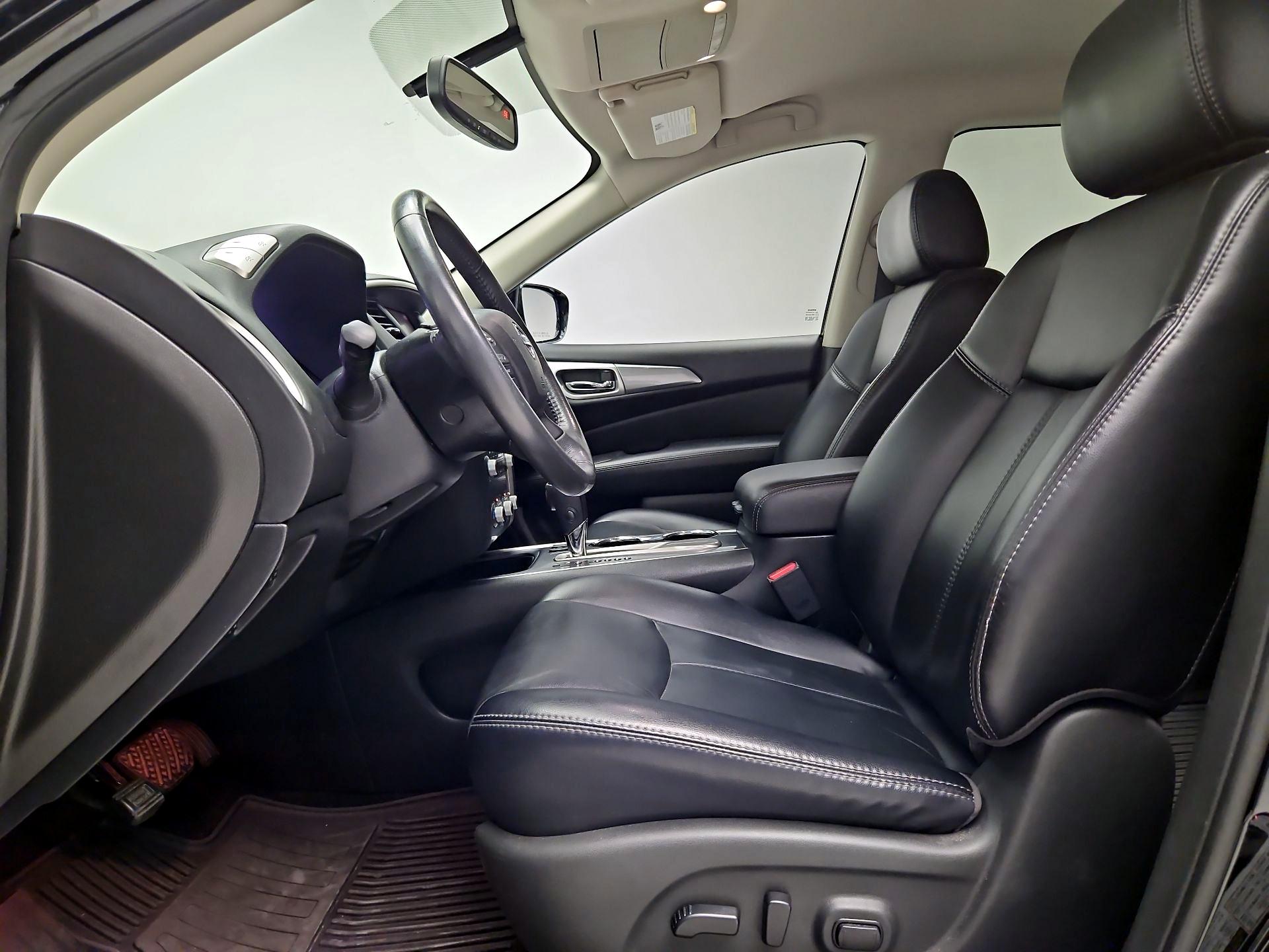 Thumbnail: 2017 Nissan Pathfinder - 11