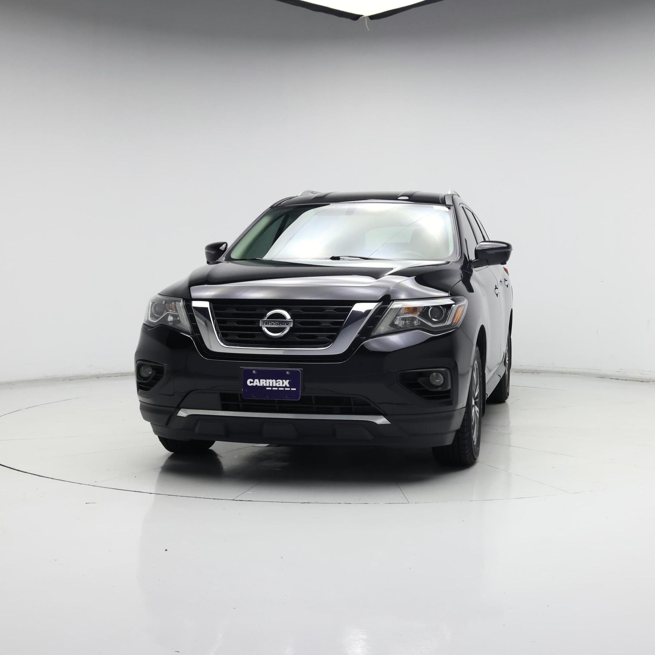 Thumbnail: 2017 Nissan Pathfinder - 4
