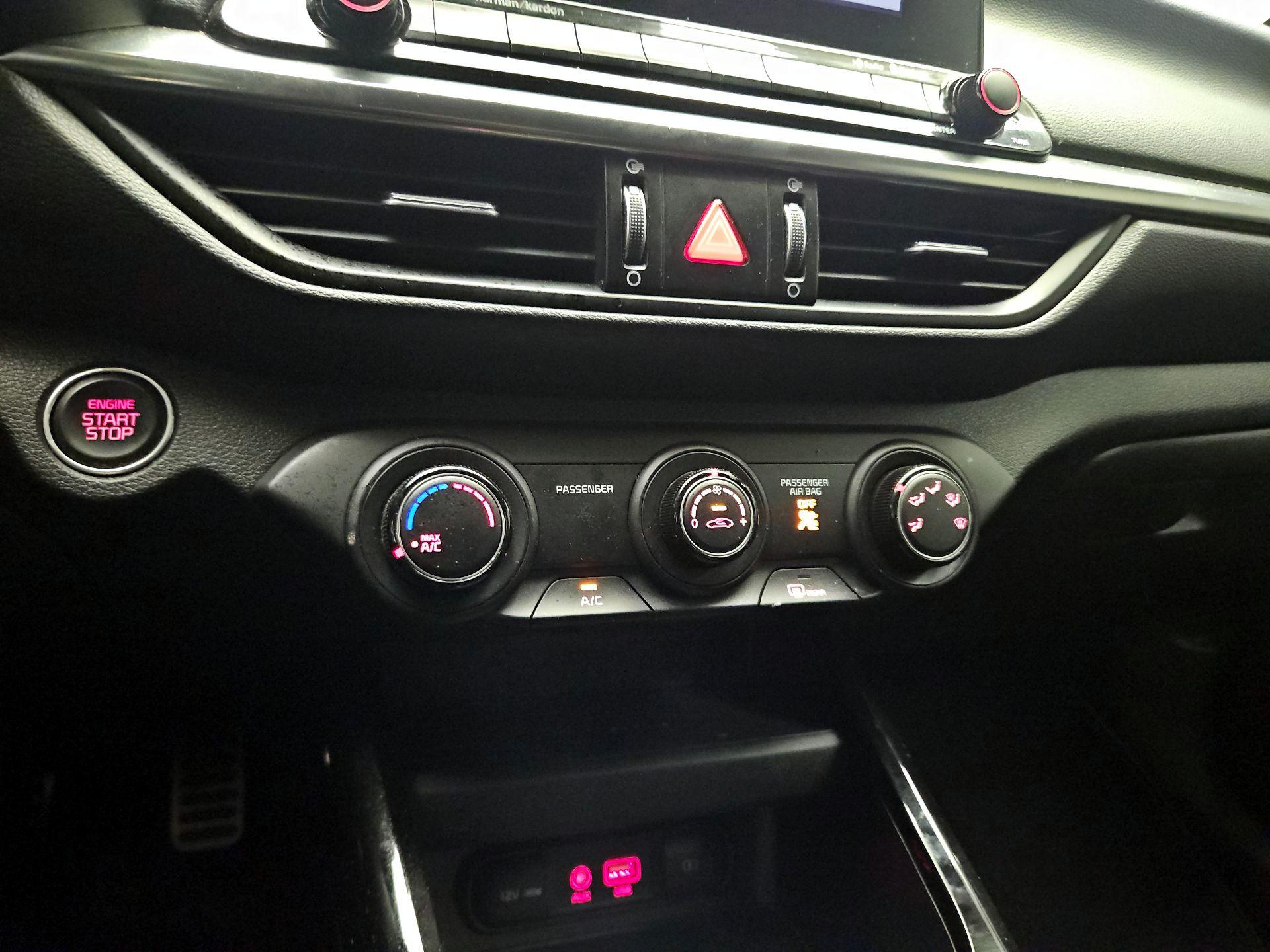 Thumbnail: 2021 Kia Forte - 15