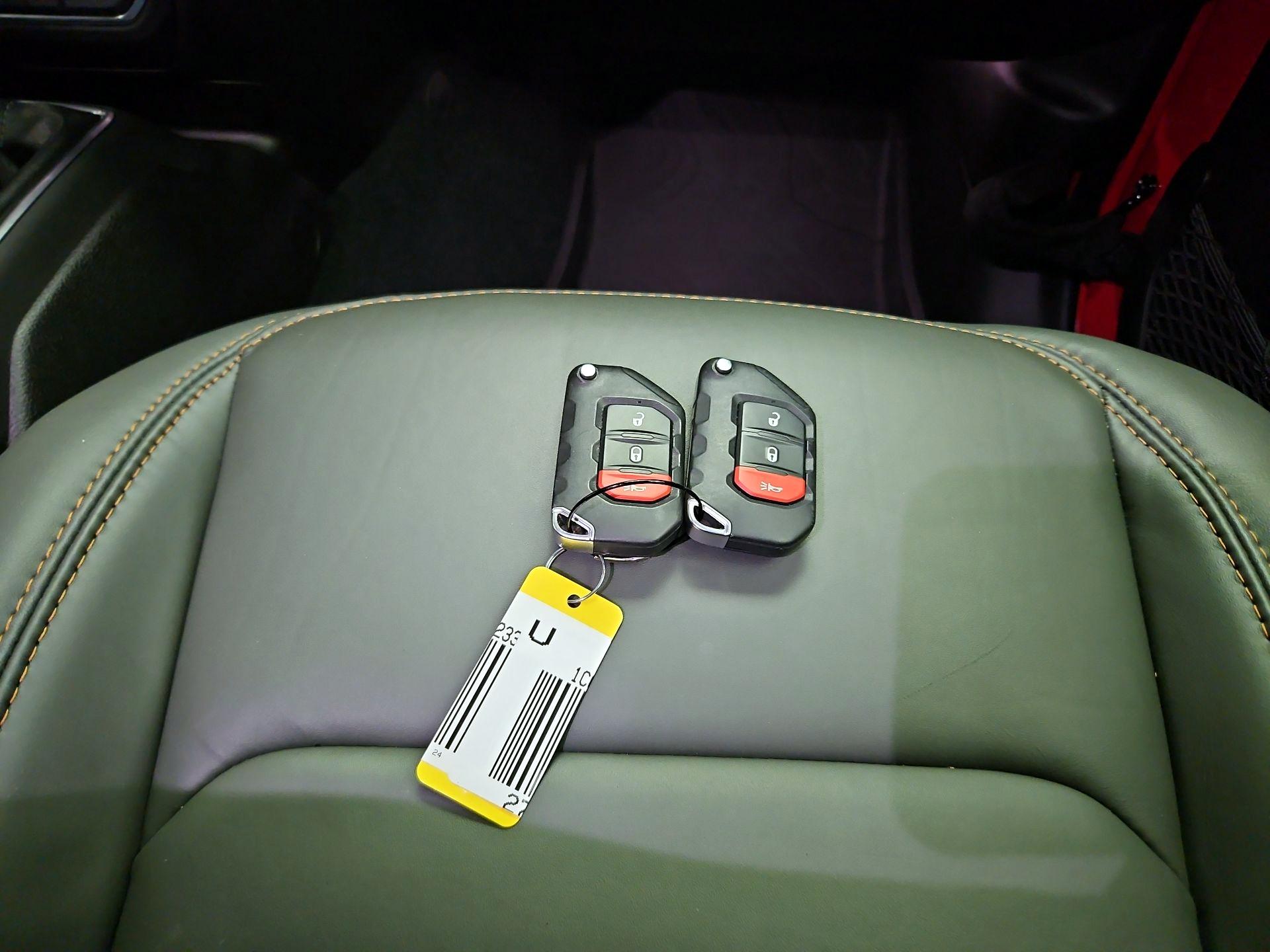 Thumbnail: 2024 Jeep Gladiator - 20