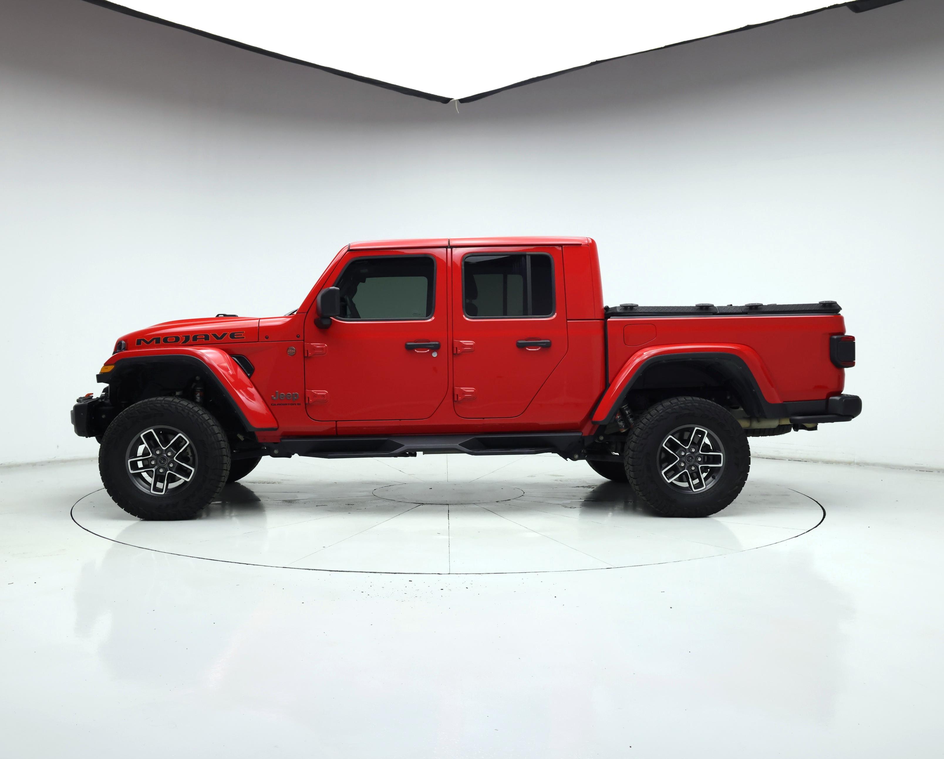 Thumbnail: 2024 Jeep Gladiator - 3
