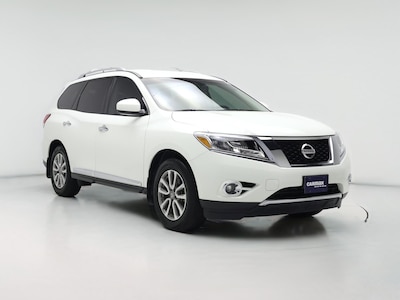 White 2015 Nissan Pathfinder SL