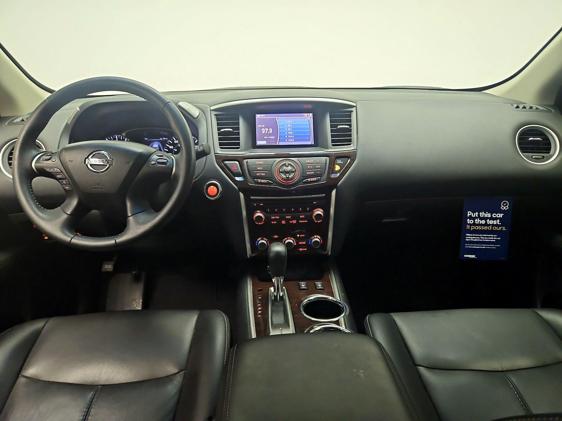 Thumbnail: 2015 Nissan Pathfinder - 9