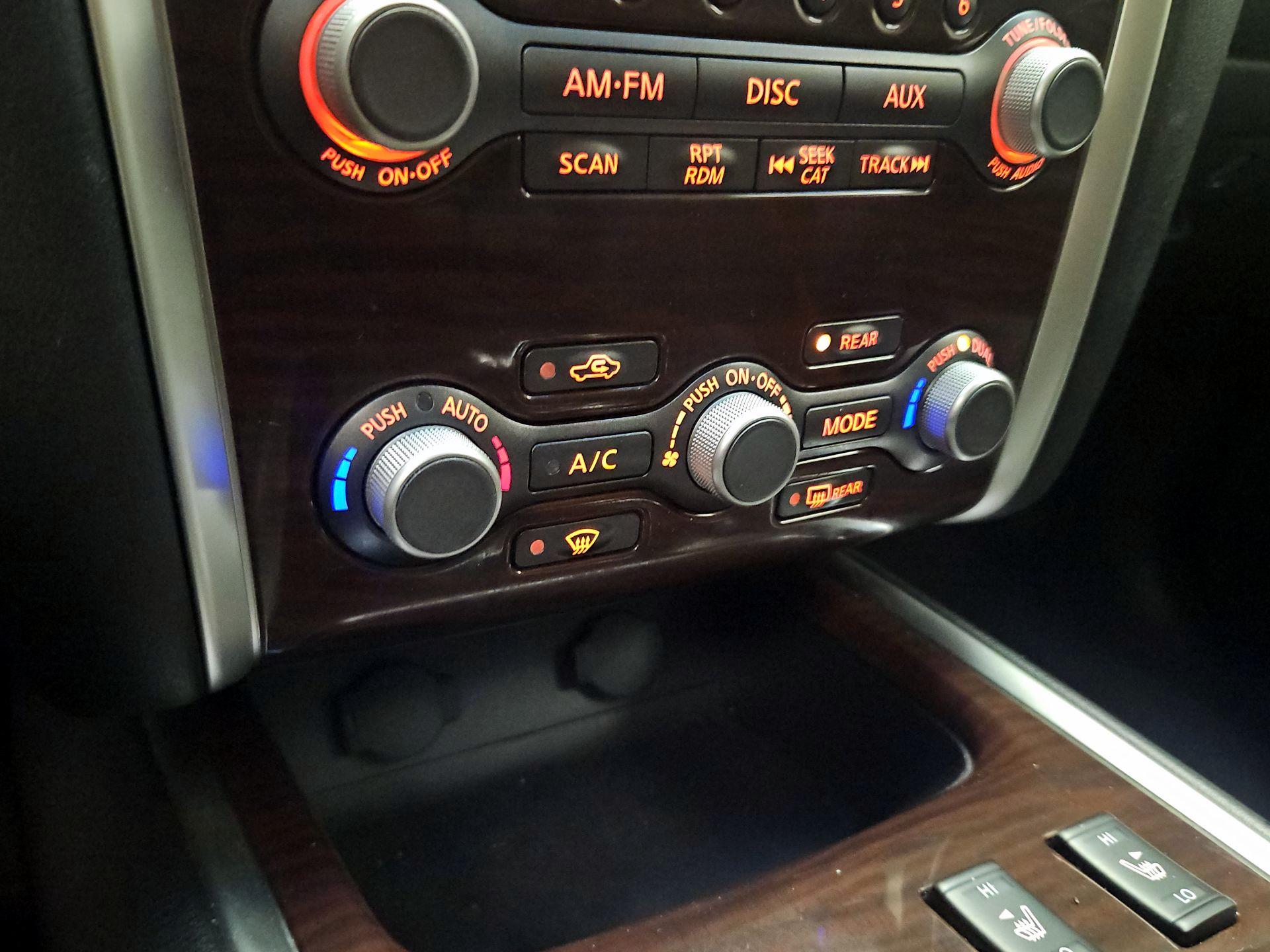 Thumbnail: 2015 Nissan Pathfinder - 16