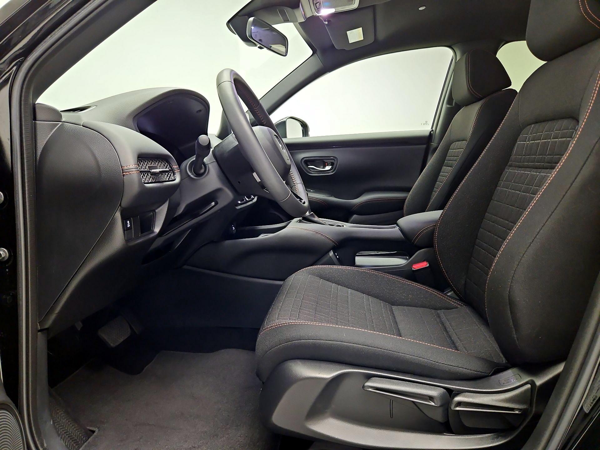 Thumbnail: 2025 Honda HR-V - 11