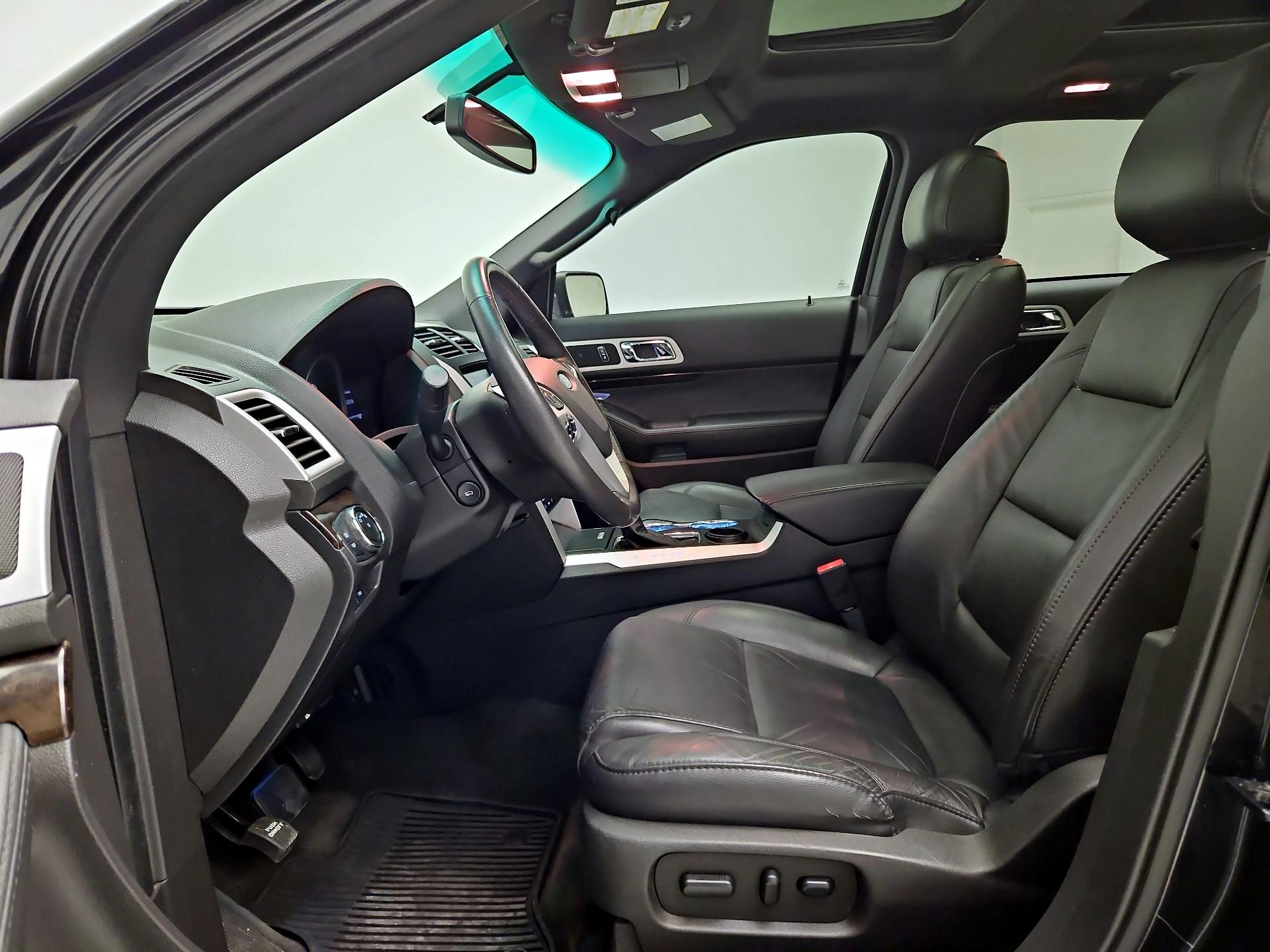 Thumbnail: 2014 Ford Explorer - 11