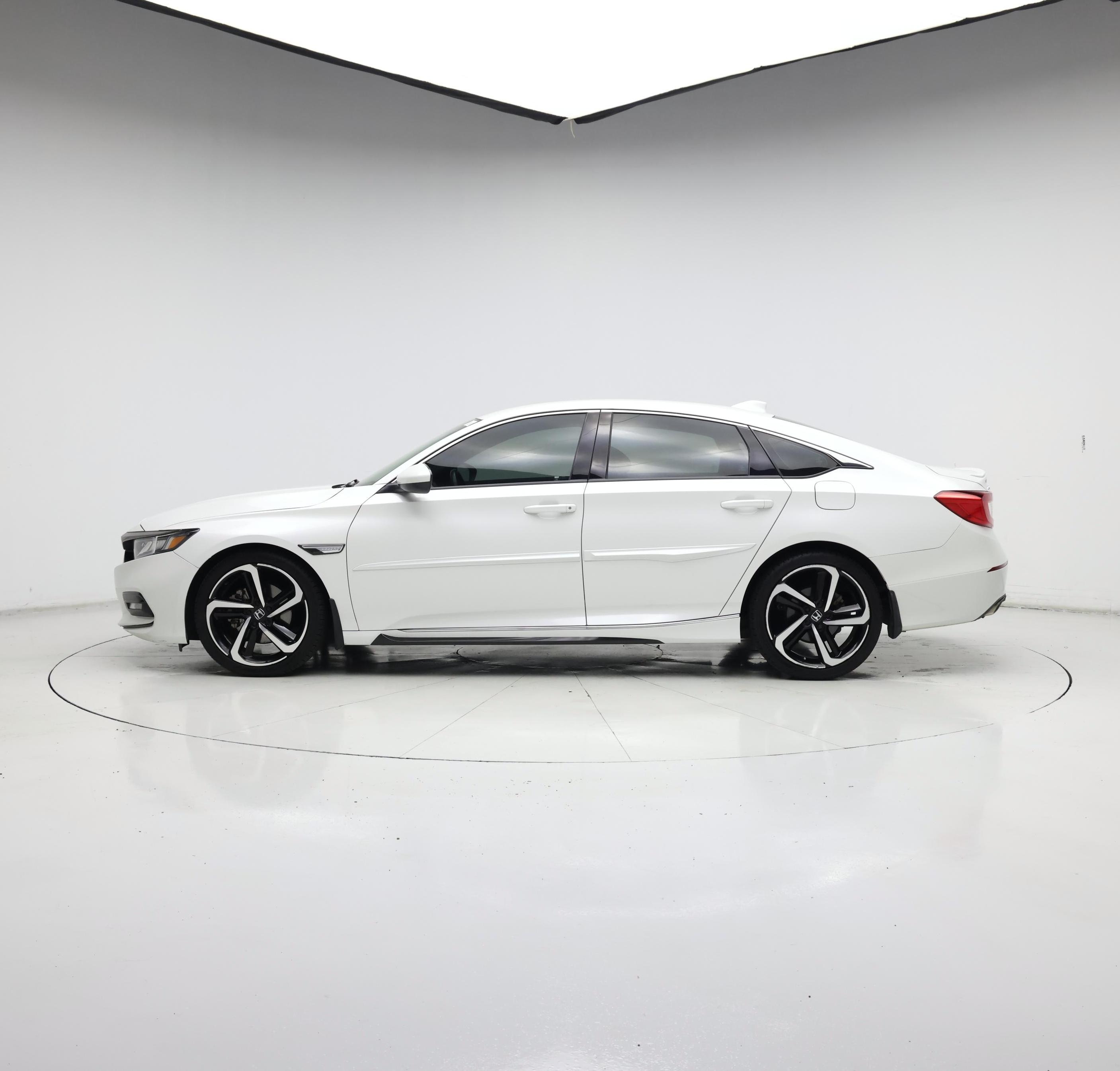Thumbnail: 2018 Honda Accord - 3