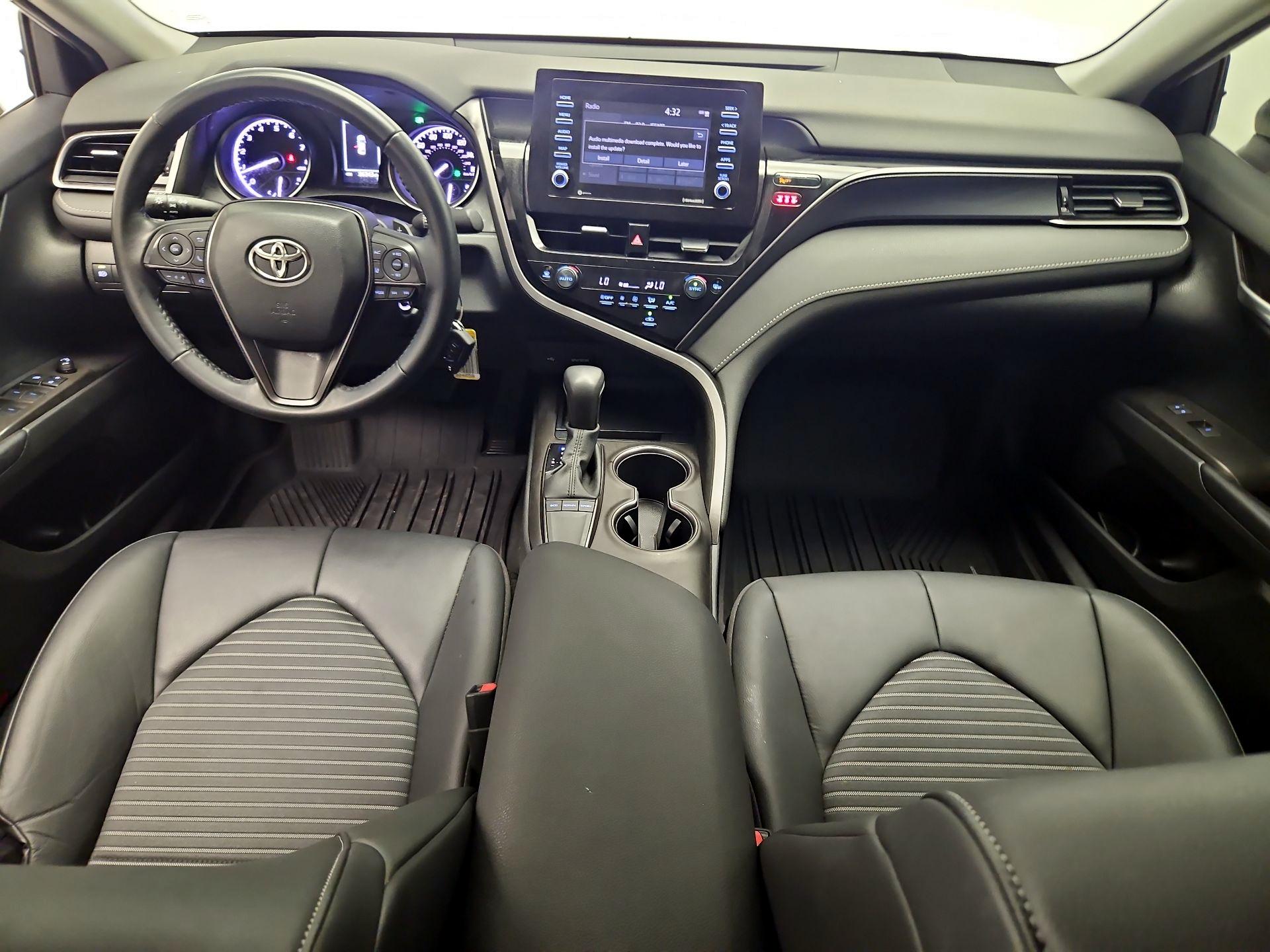 Thumbnail: 2023 Toyota Camry - 9