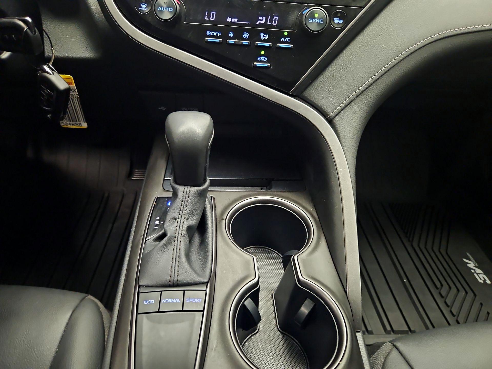 Thumbnail: 2023 Toyota Camry - 16