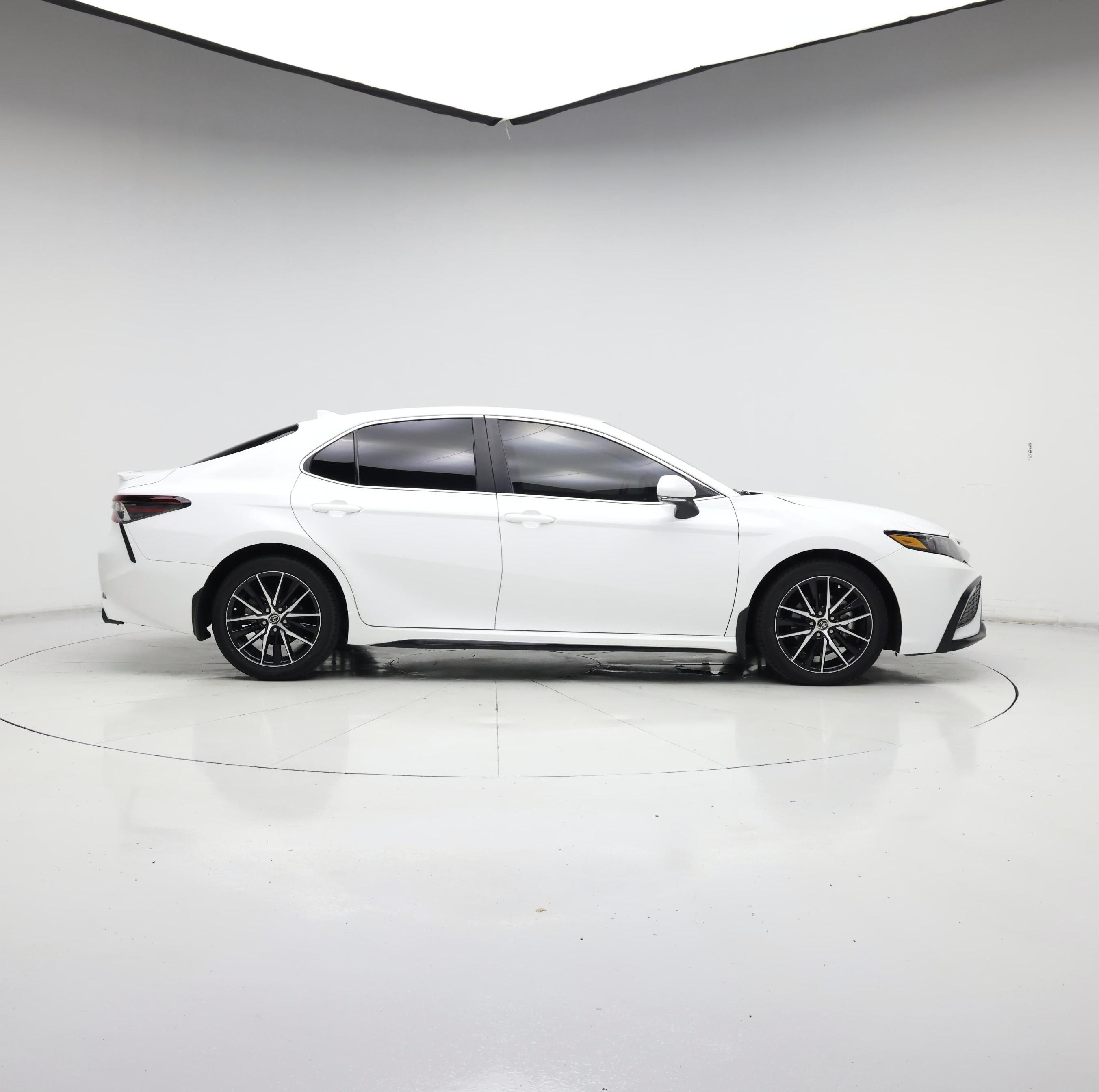 Thumbnail: 2023 Toyota Camry - 7