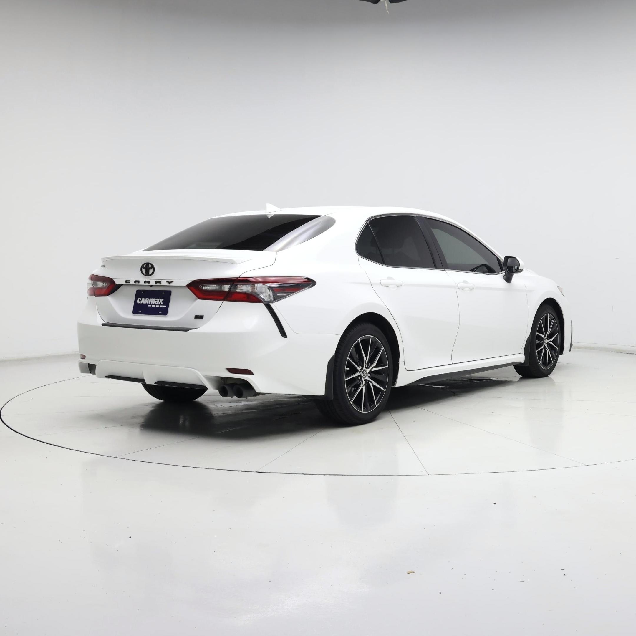 Thumbnail: 2023 Toyota Camry - 8