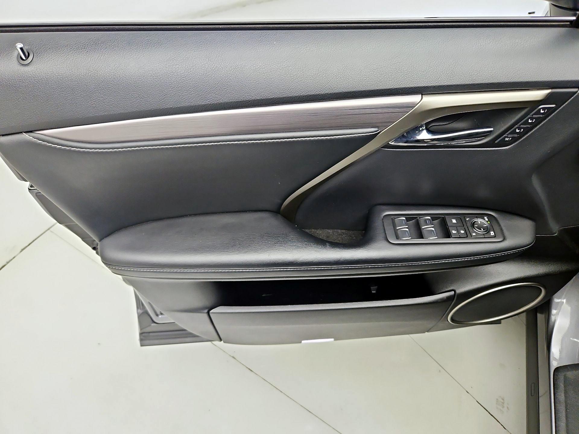 Thumbnail: 2022 Lexus RX - 12