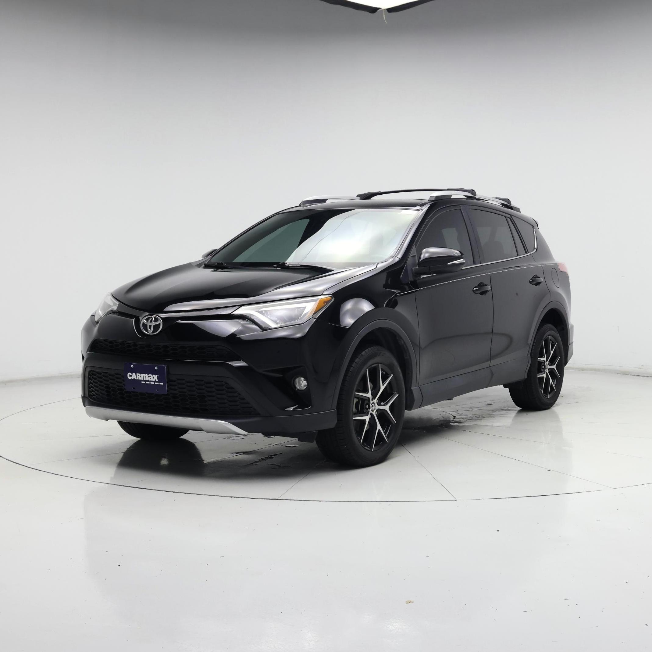 Thumbnail: 2016 Toyota RAV4 - 4