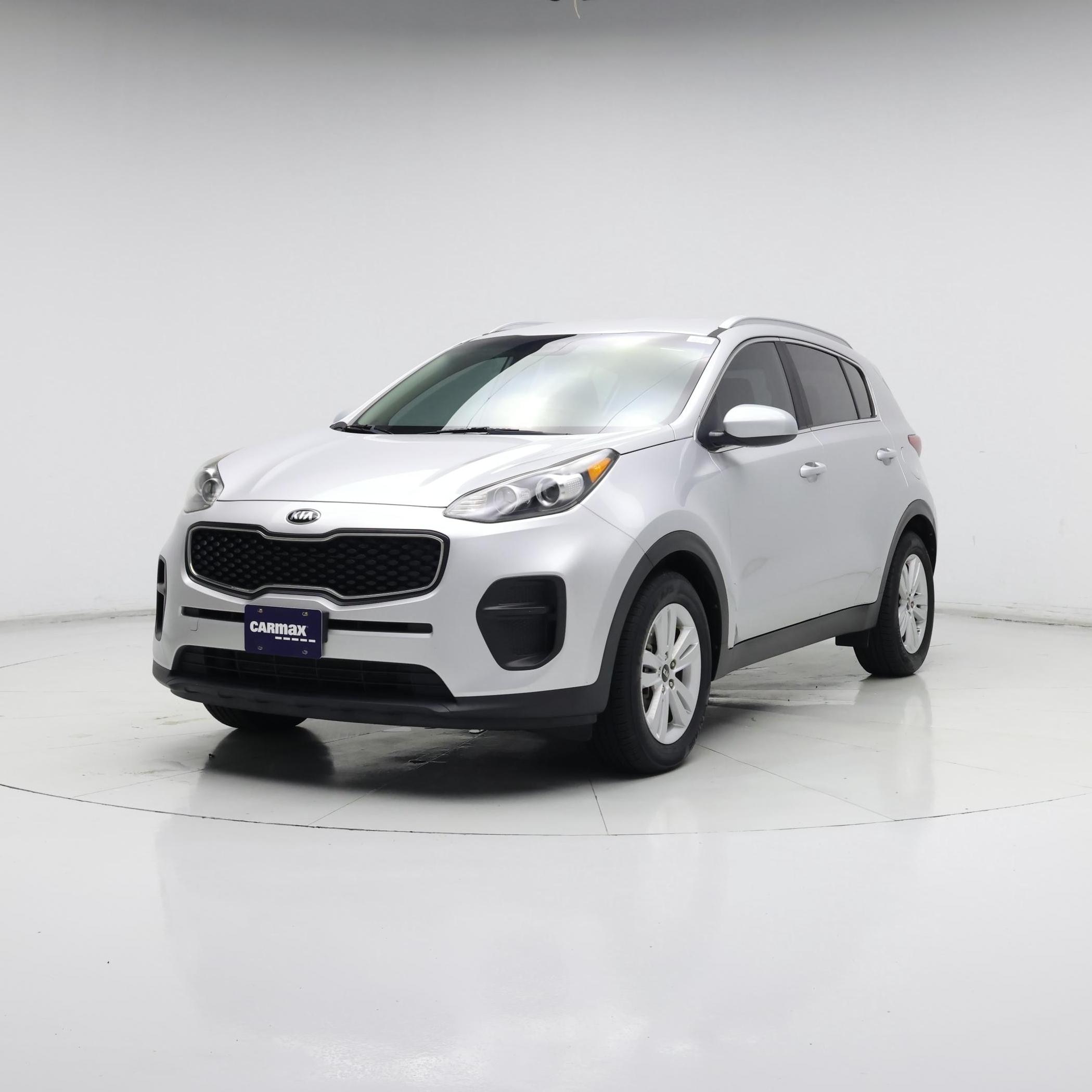 Thumbnail: 2019 Kia Sportage - 4