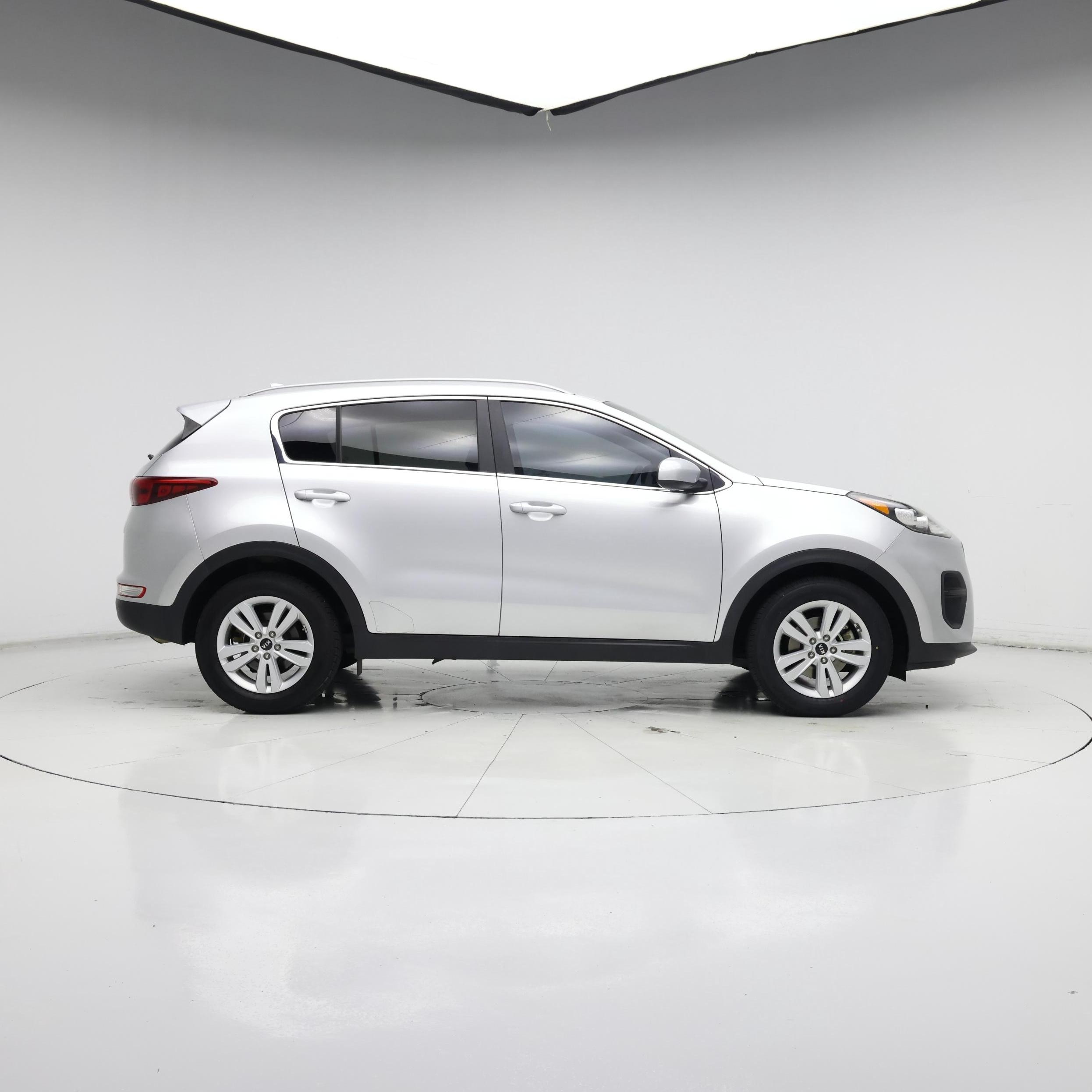 Thumbnail: 2019 Kia Sportage - 7