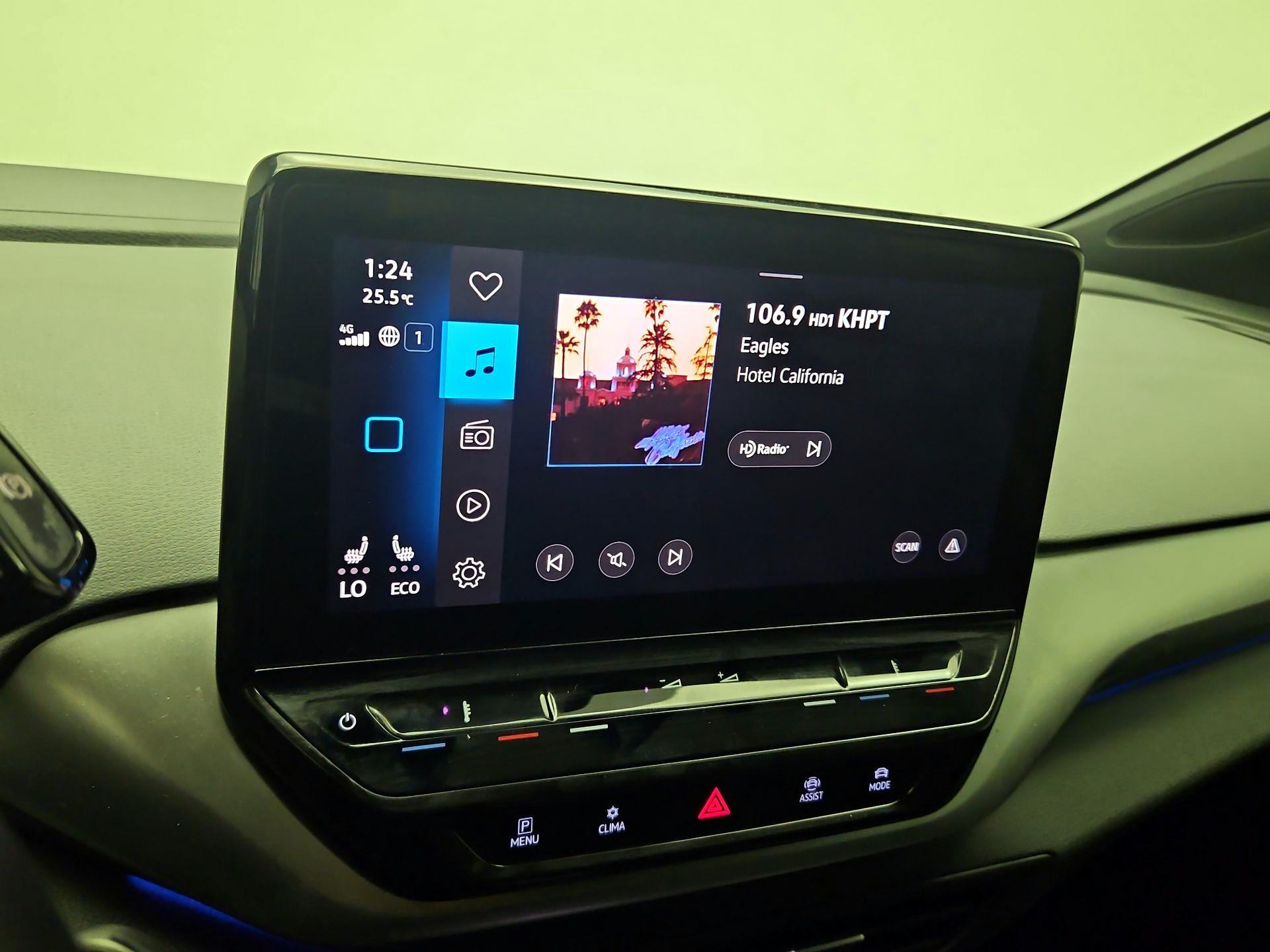 Thumbnail: 2021 Volkswagen ID.4 - 16