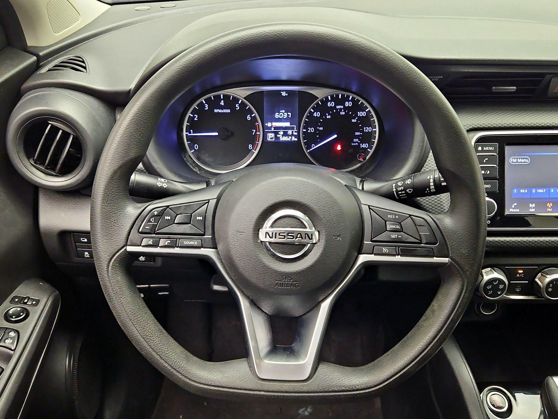 Thumbnail: 2021 Nissan Kicks - 10