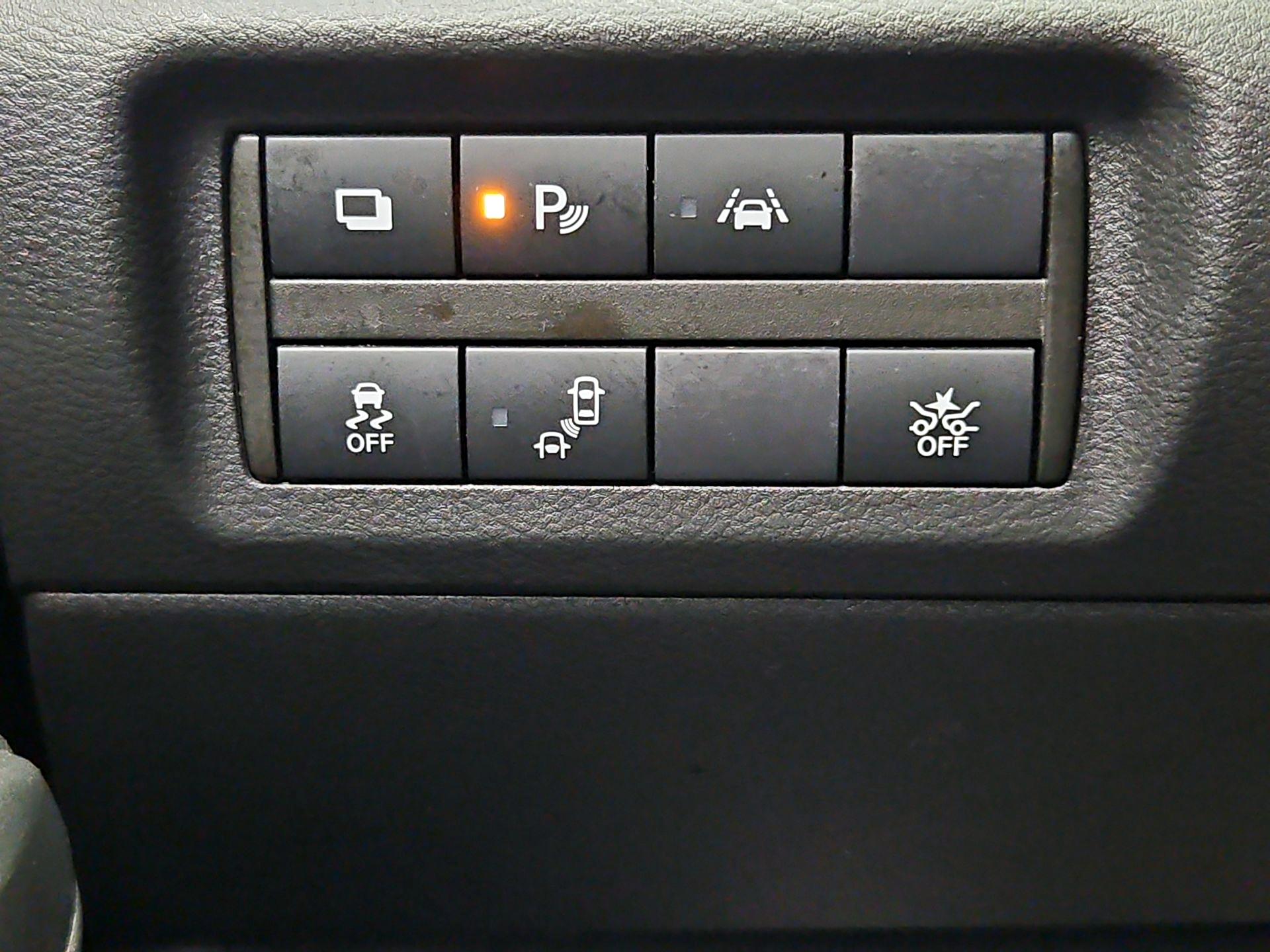 Thumbnail: 2021 Nissan Kicks - 13