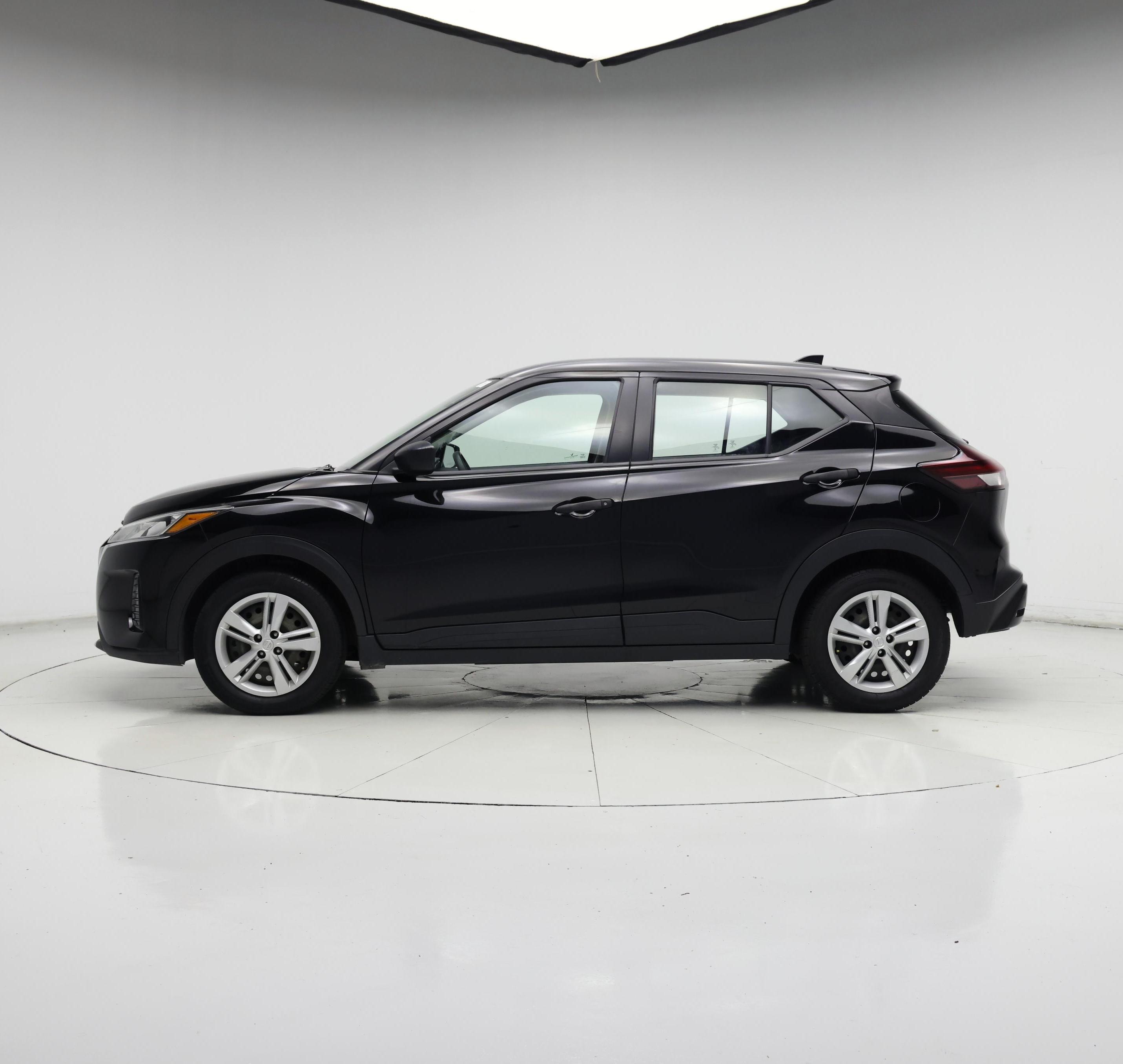 Thumbnail: 2021 Nissan Kicks - 3