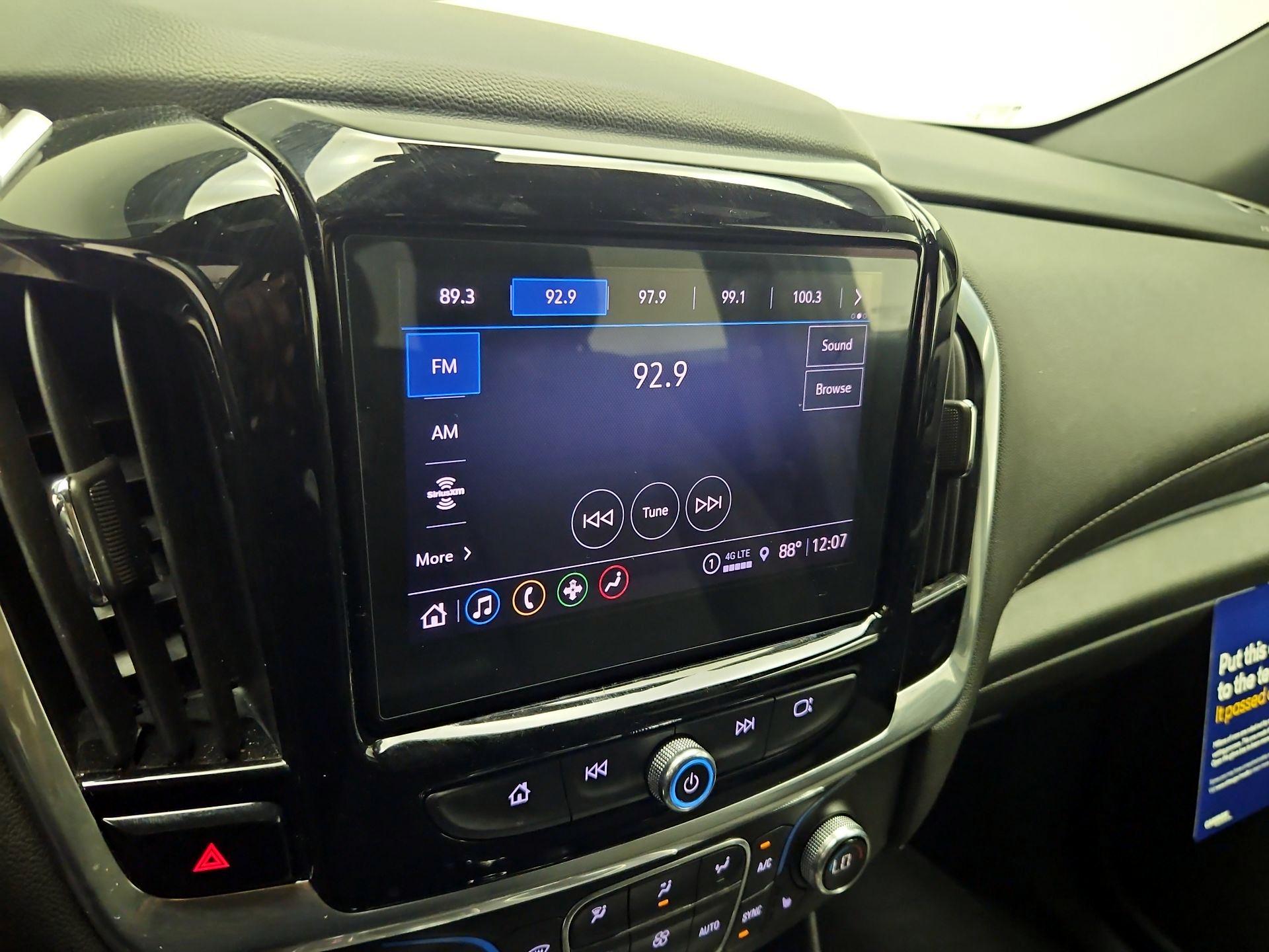 Thumbnail: 2022 Chevrolet Traverse - 15
