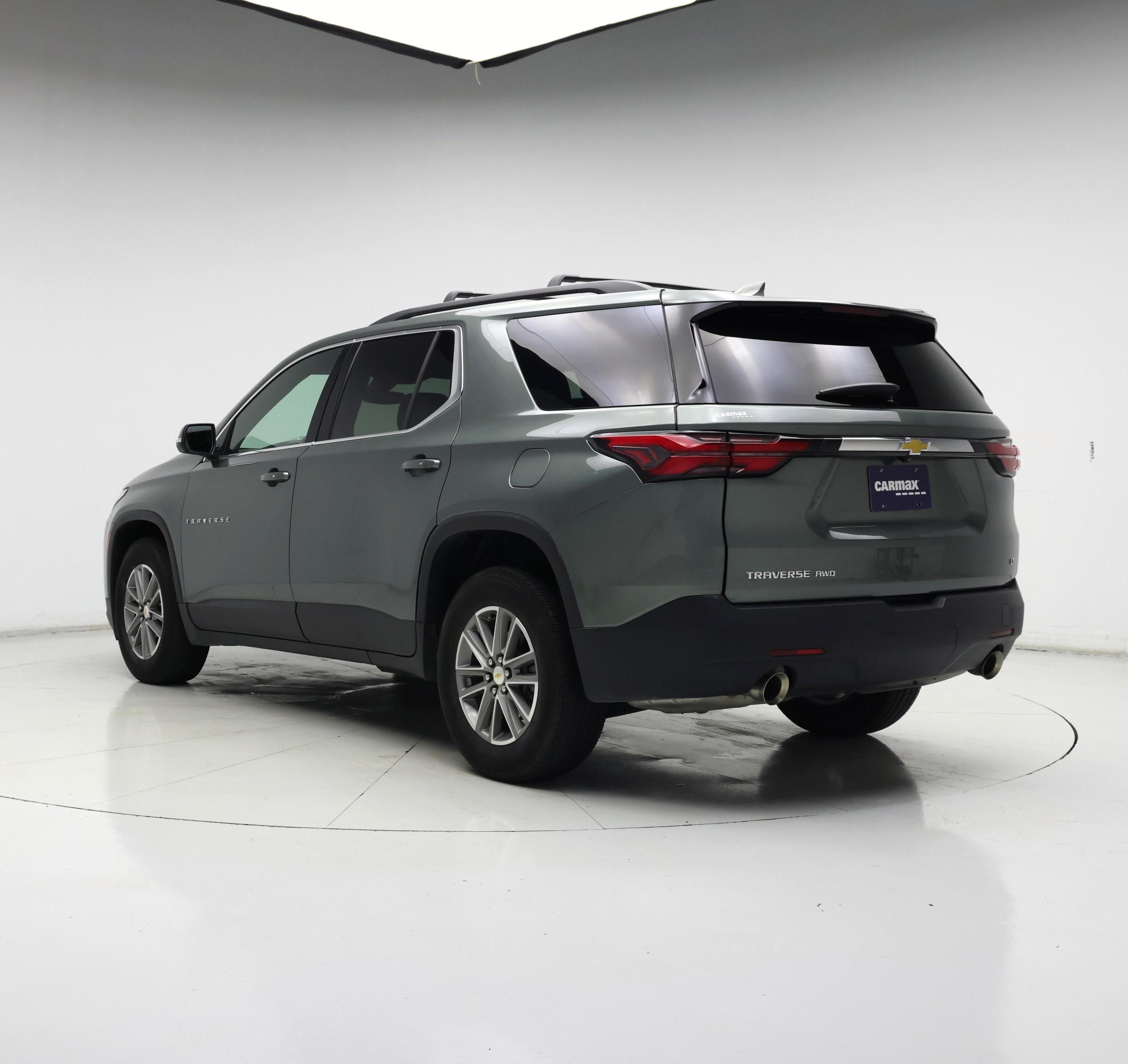 Thumbnail: 2022 Chevrolet Traverse - 2