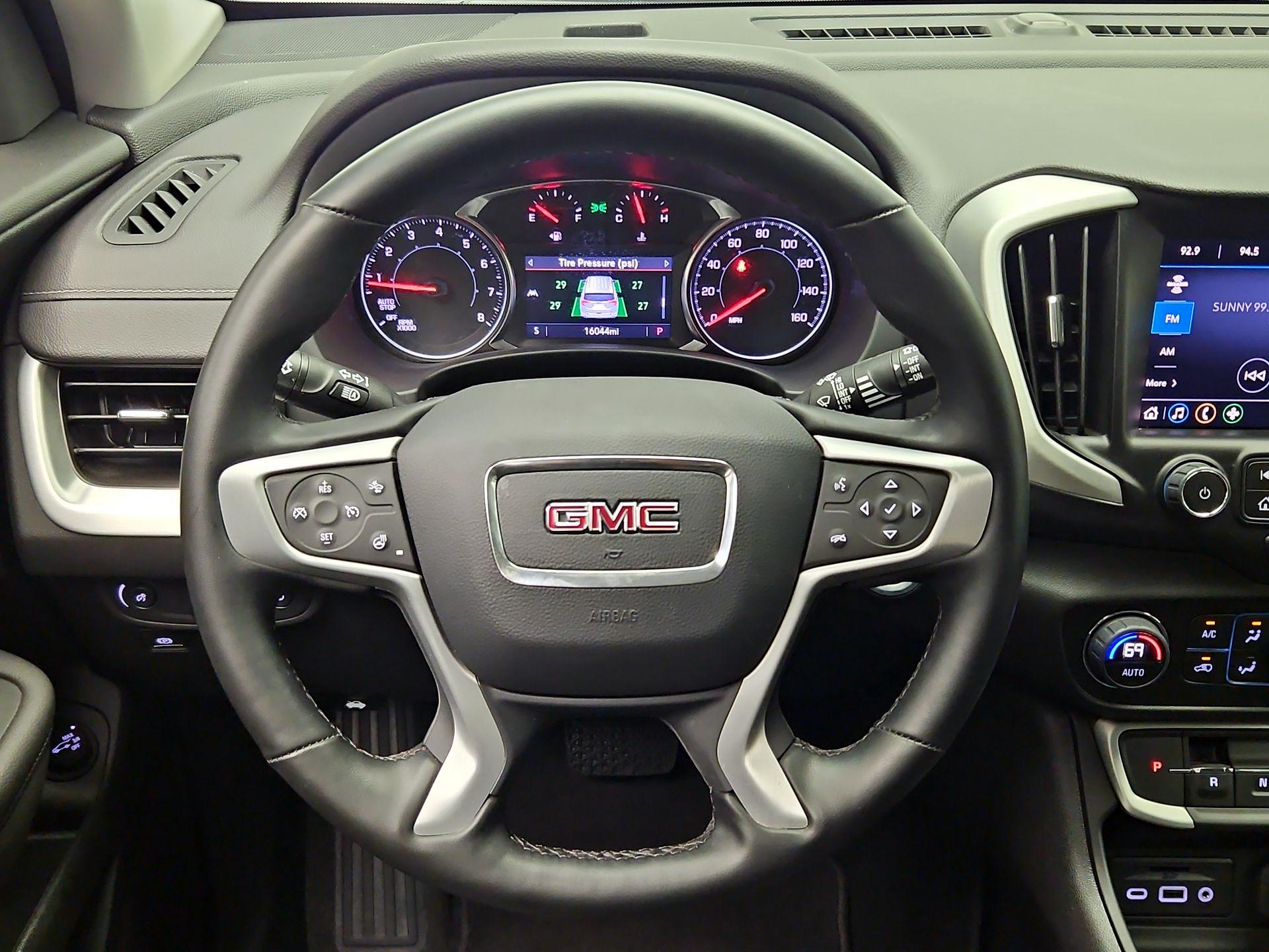 Thumbnail: 2023 GMC Terrain - 10