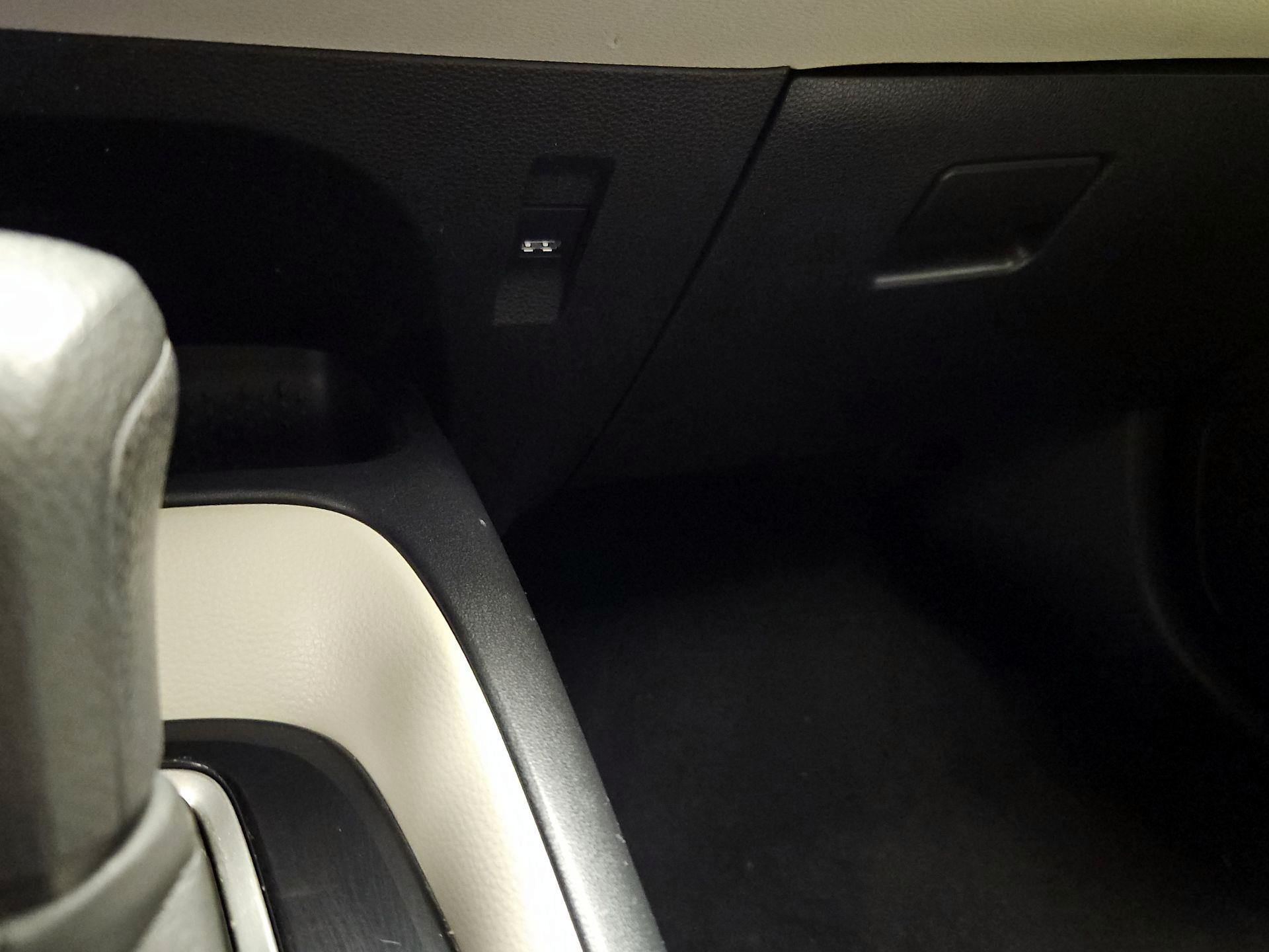 Thumbnail: 2022 Toyota Corolla - 18