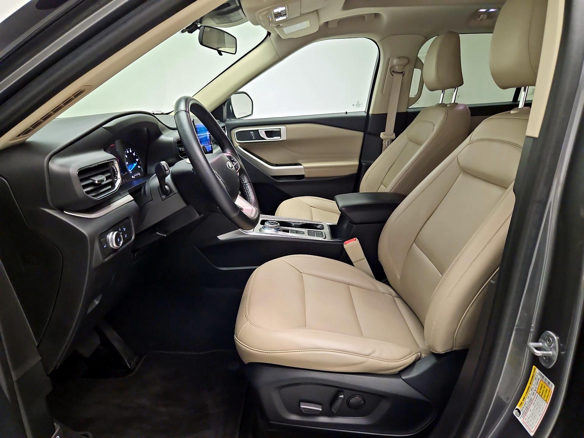 Thumbnail: 2022 Ford Explorer - 11