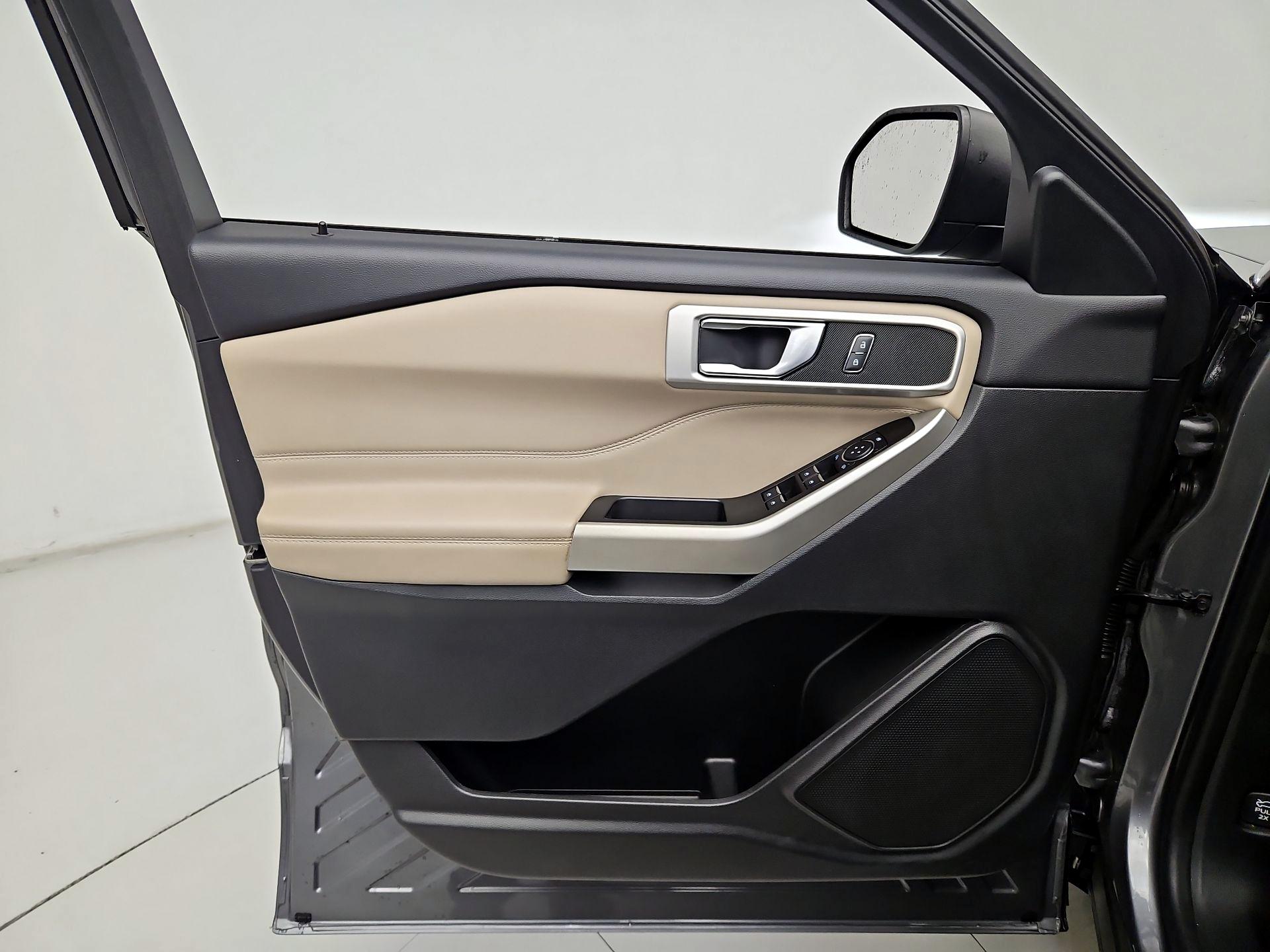 Thumbnail: 2022 Ford Explorer - 12