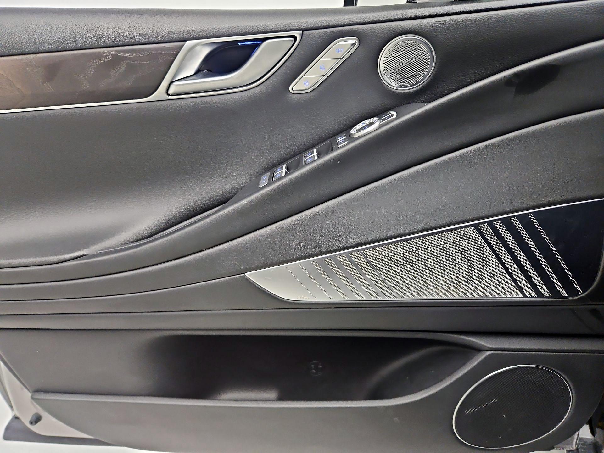 Thumbnail: 2024 Genesis G80 - 12