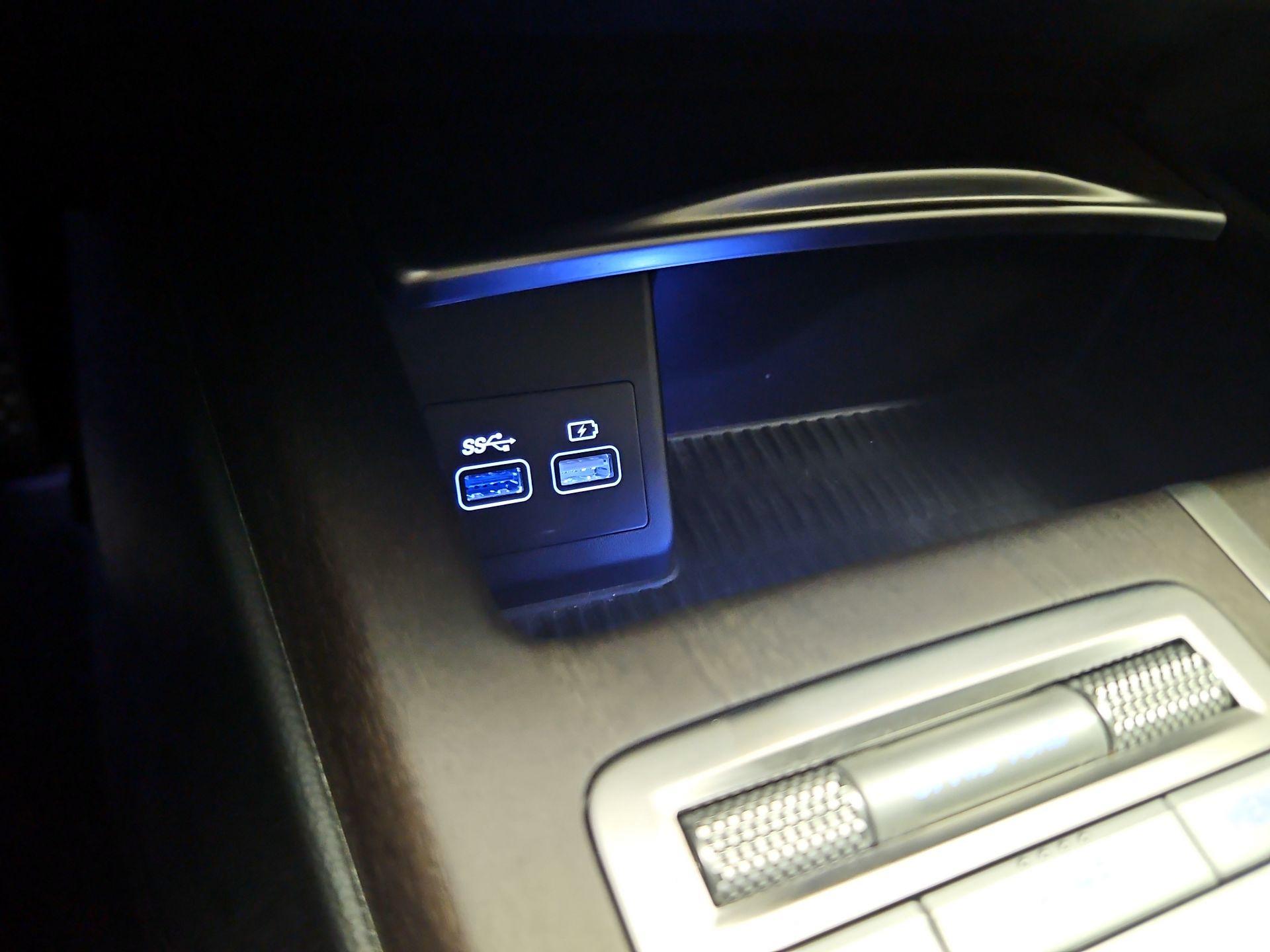 Thumbnail: 2024 Genesis G80 - 19