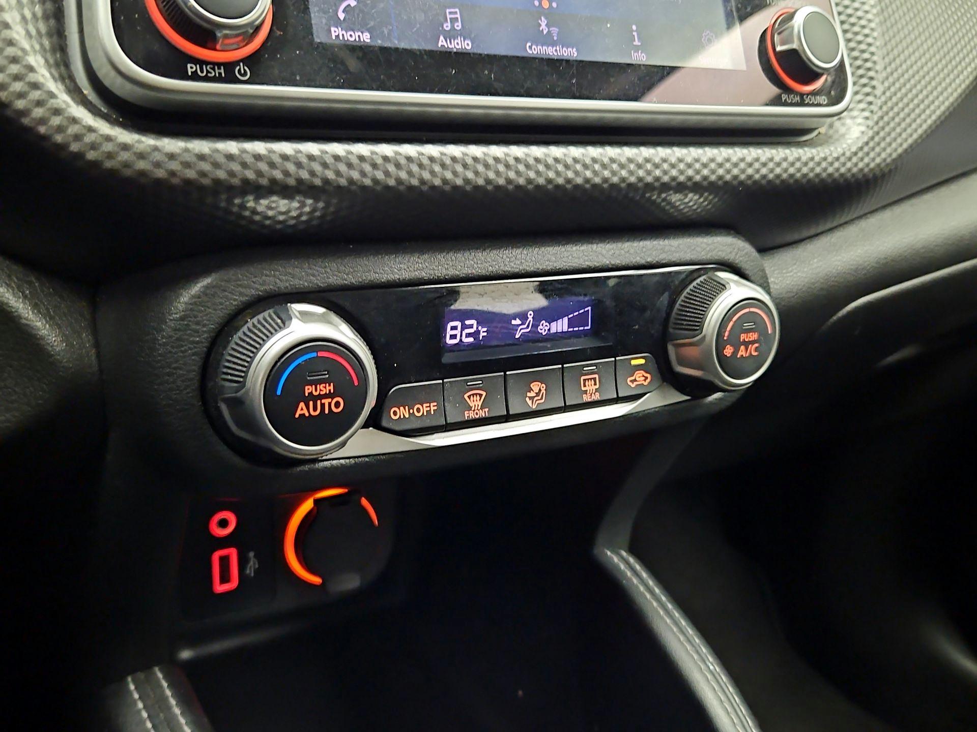 Thumbnail: 2020 Nissan Kicks - 15