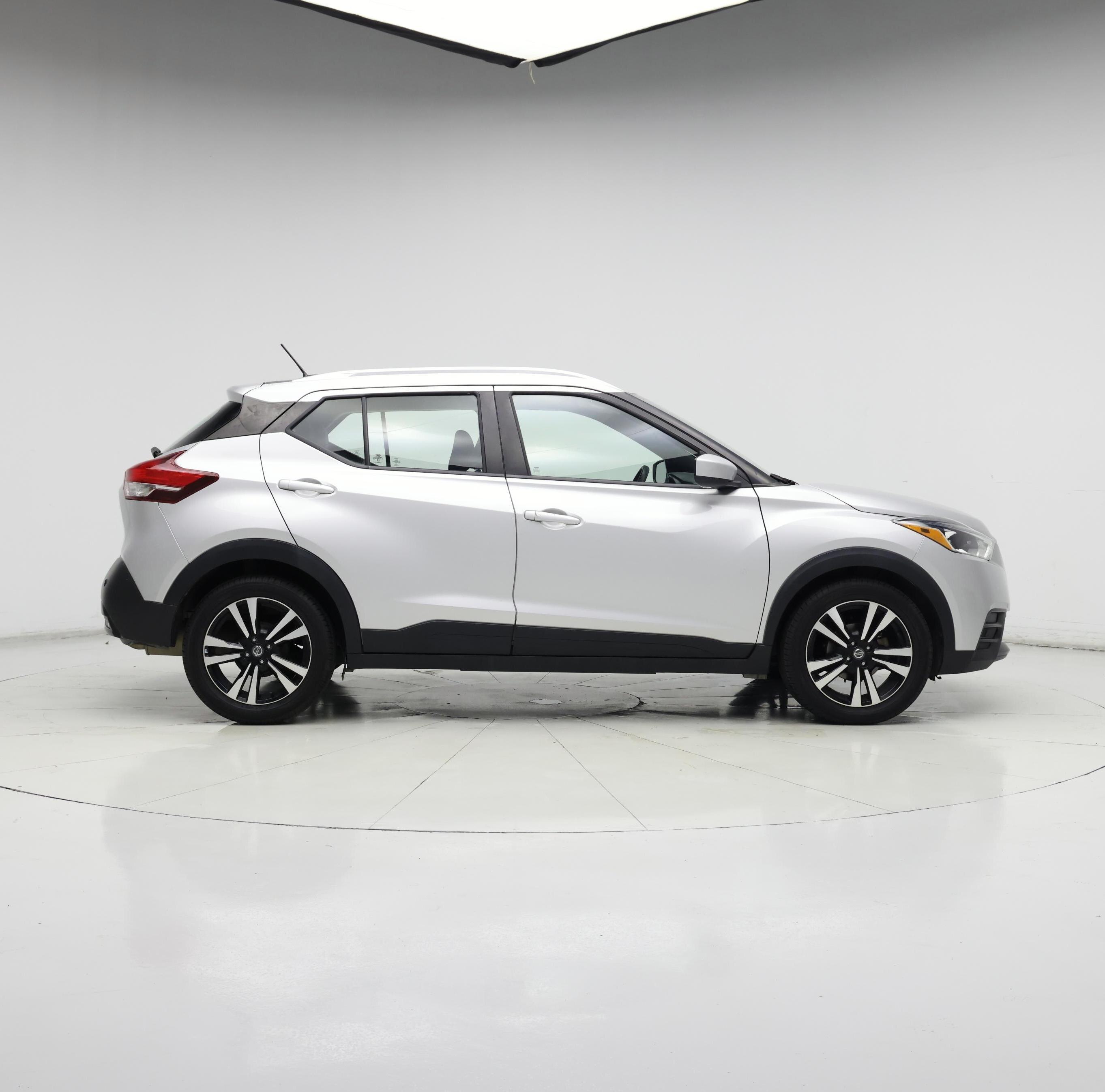 Thumbnail: 2020 Nissan Kicks - 7
