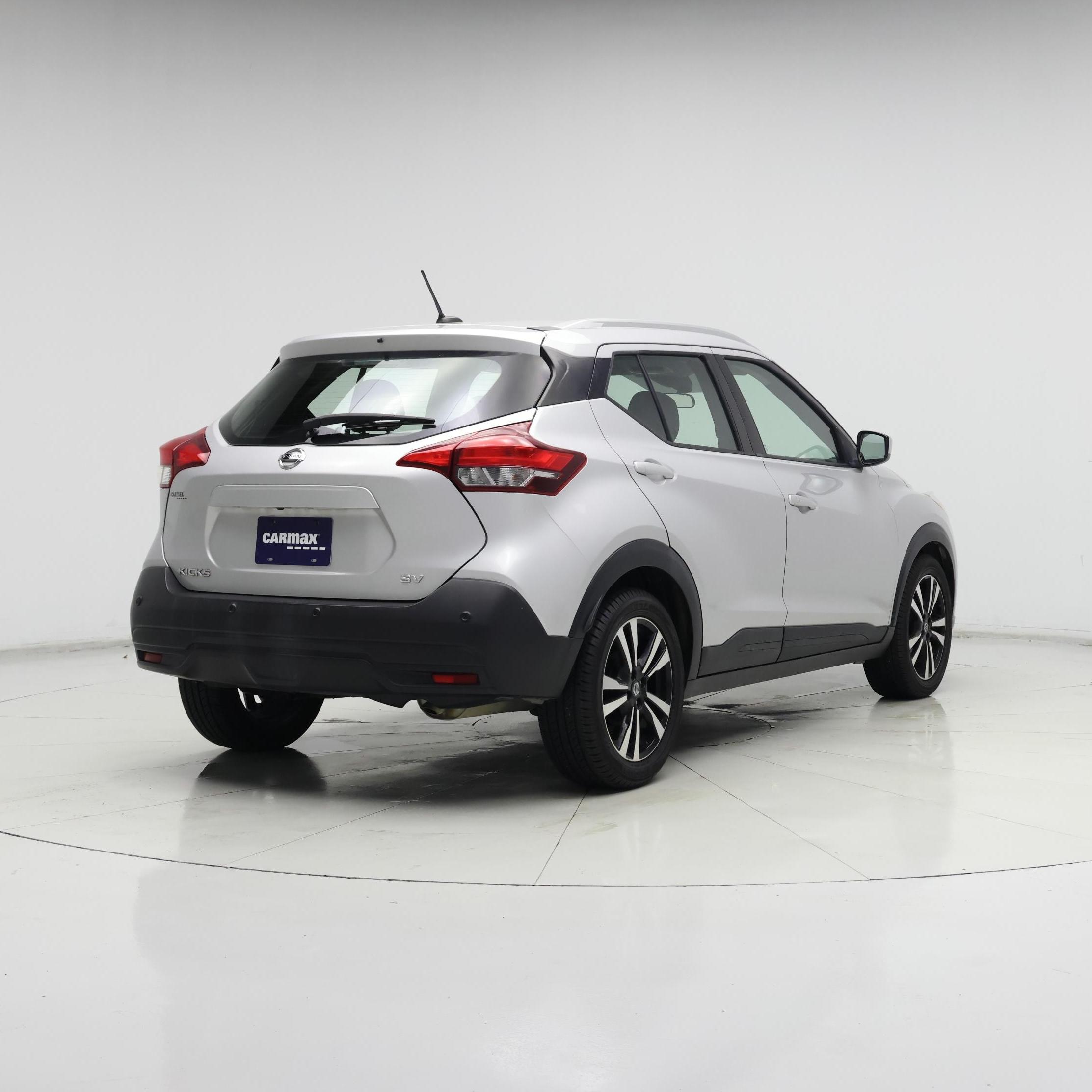 Thumbnail: 2020 Nissan Kicks - 8
