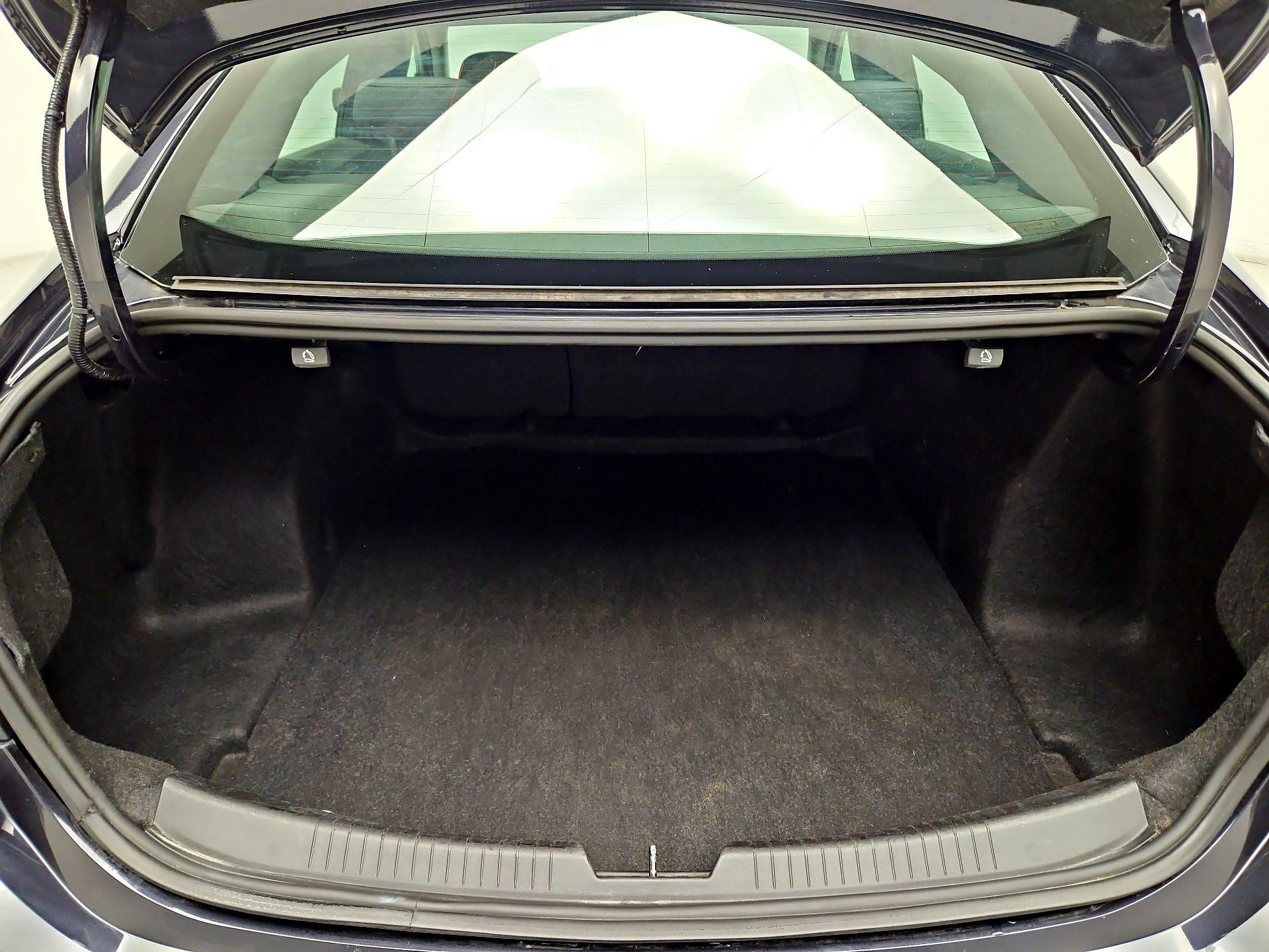 Thumbnail: 2023 Chevrolet Malibu - 20